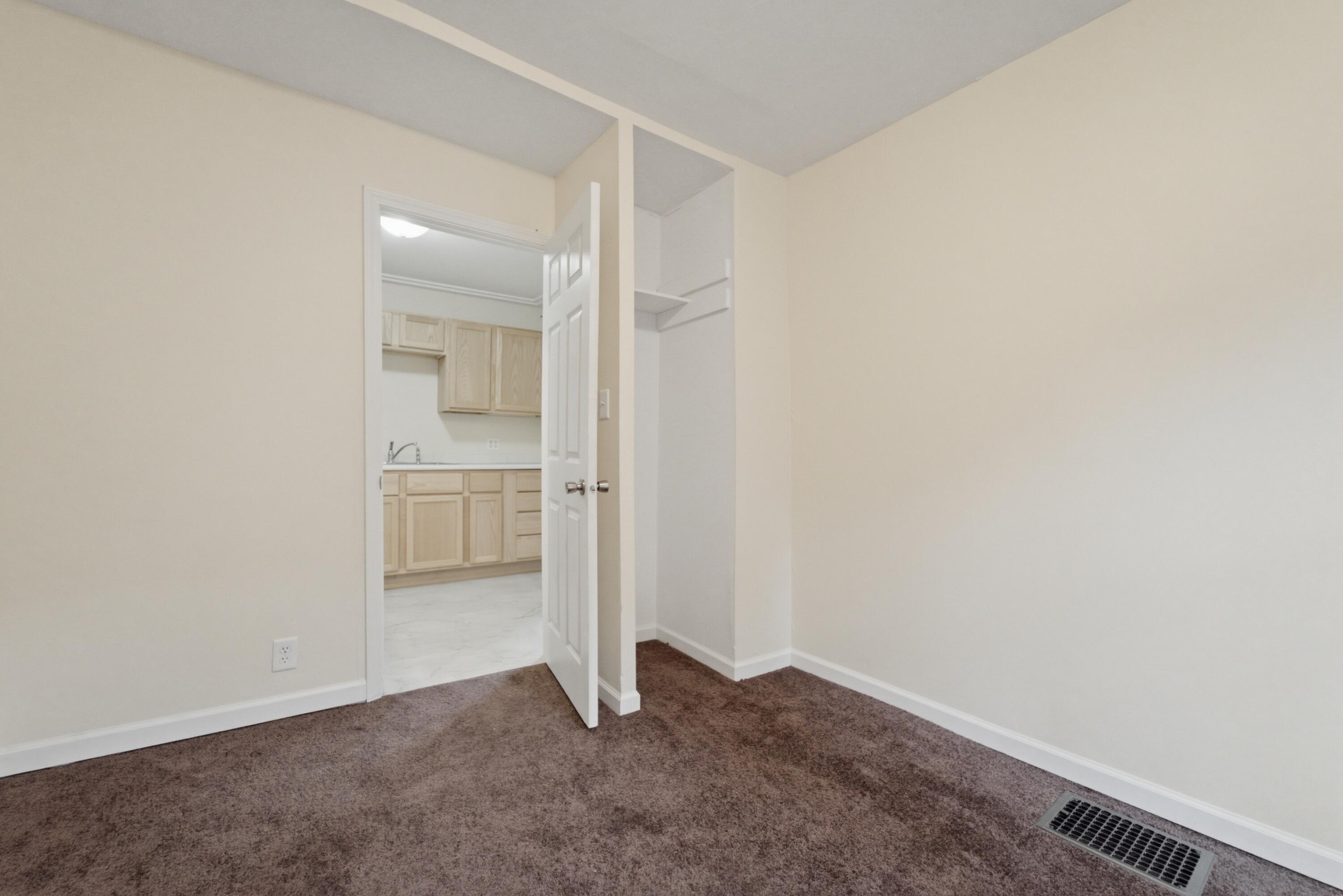 910 E 6th Street, Hobart, IN 46342; Image #9