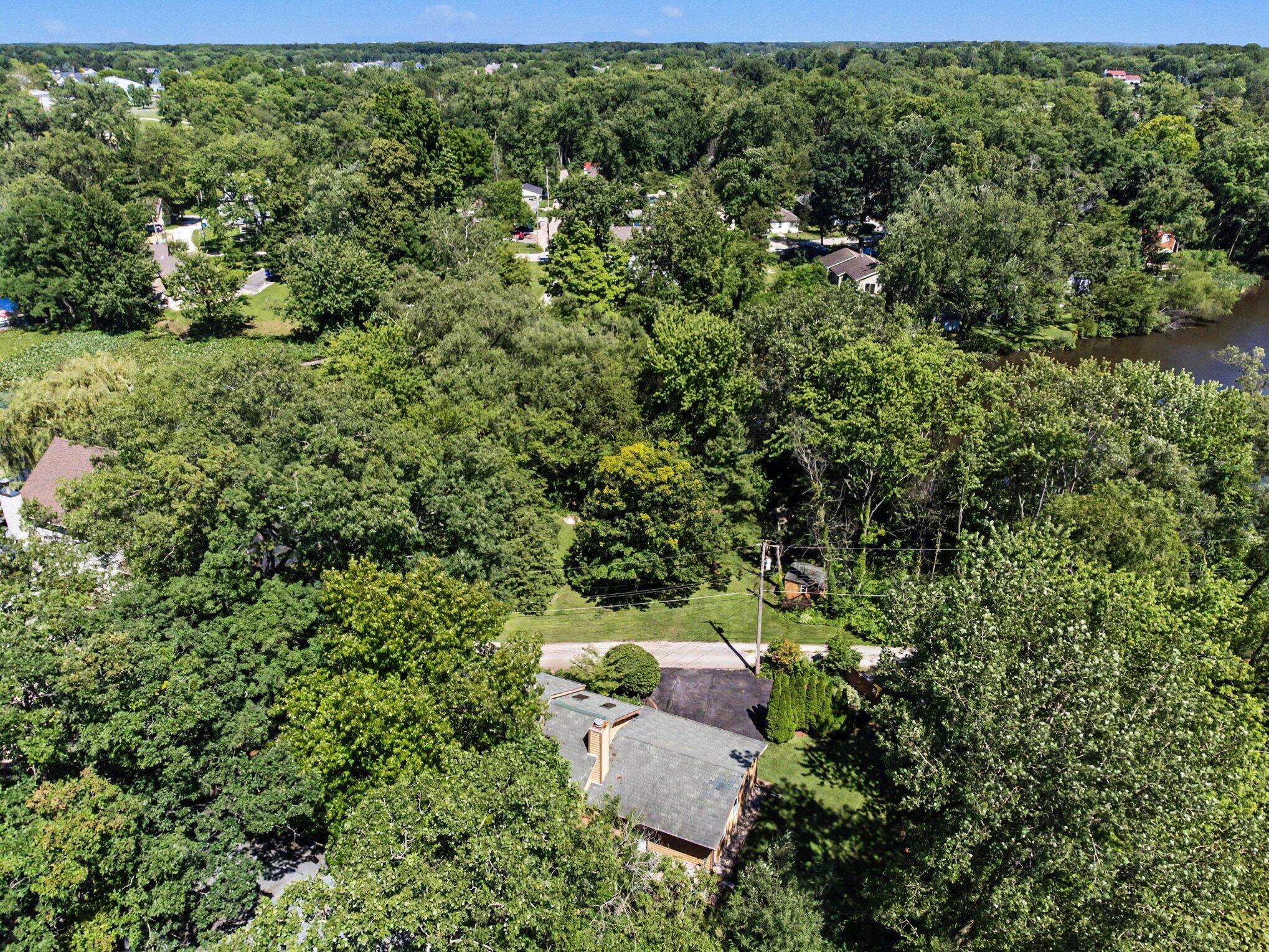 1424 Island Road, Valparaiso, IN 46383; Image #36