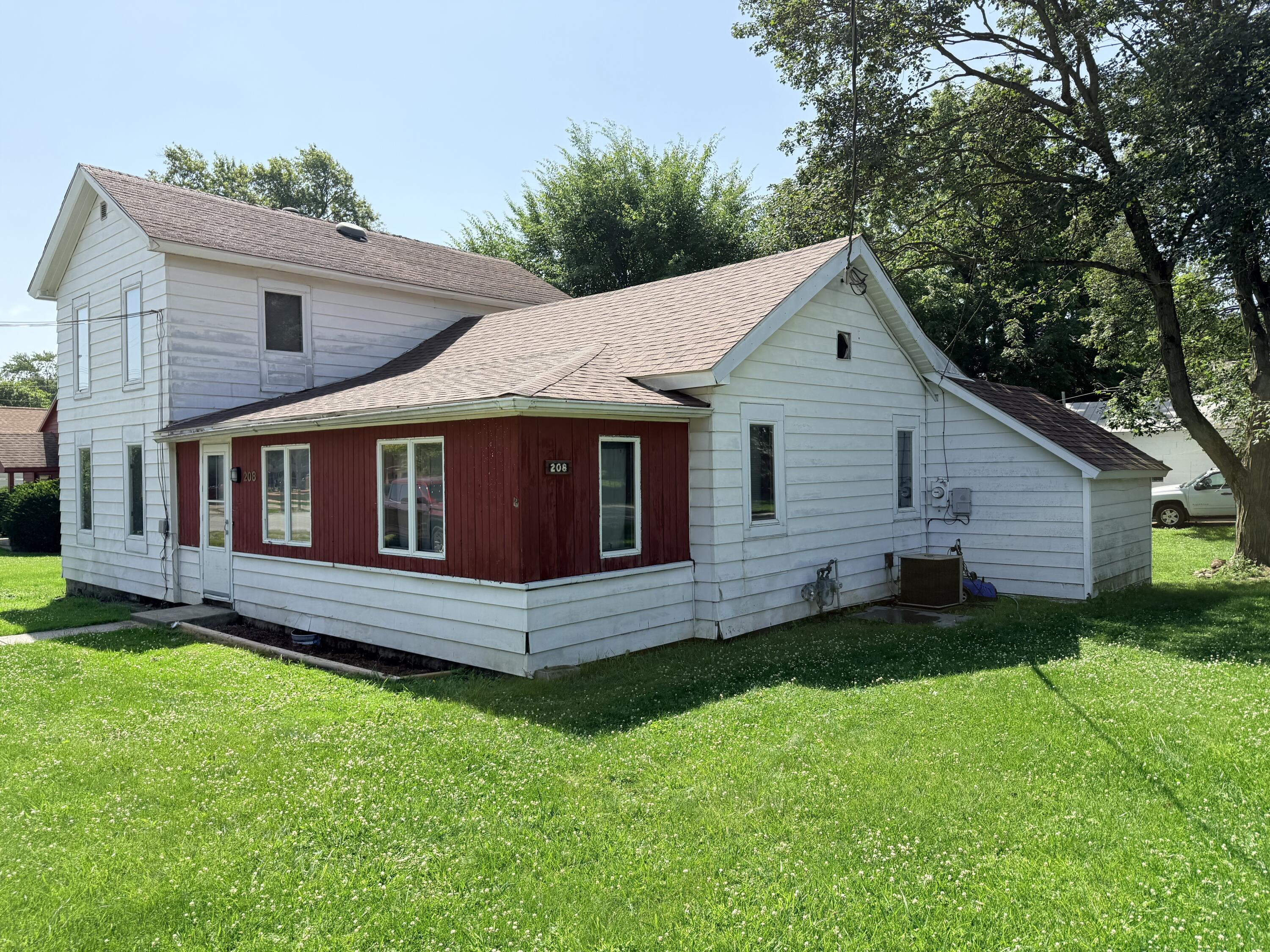 208 W Sigler Street, Hebron, IN 46341; Image #3