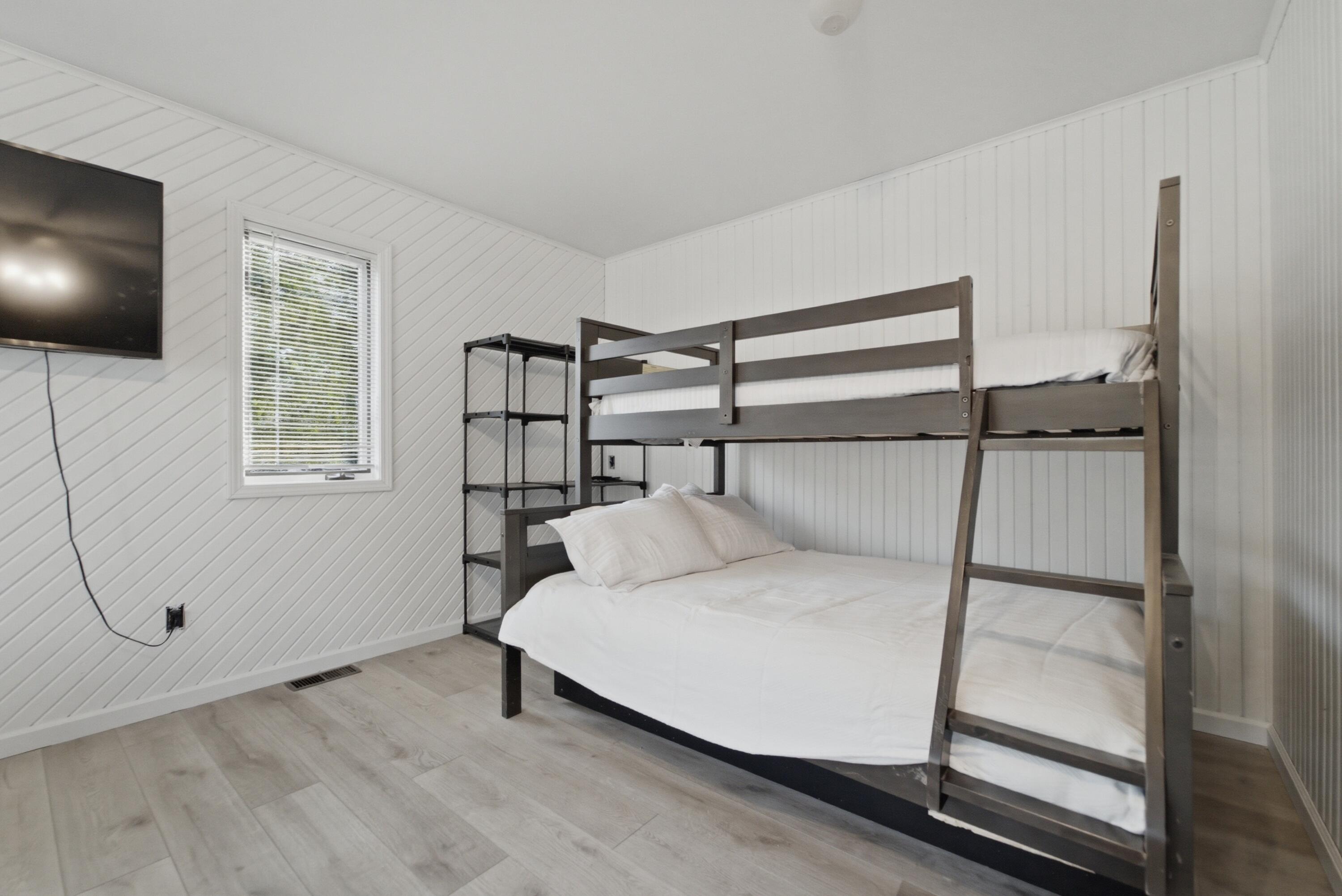 208 Lakeshore Drive, Michigan City, IN 46360; Image #41
