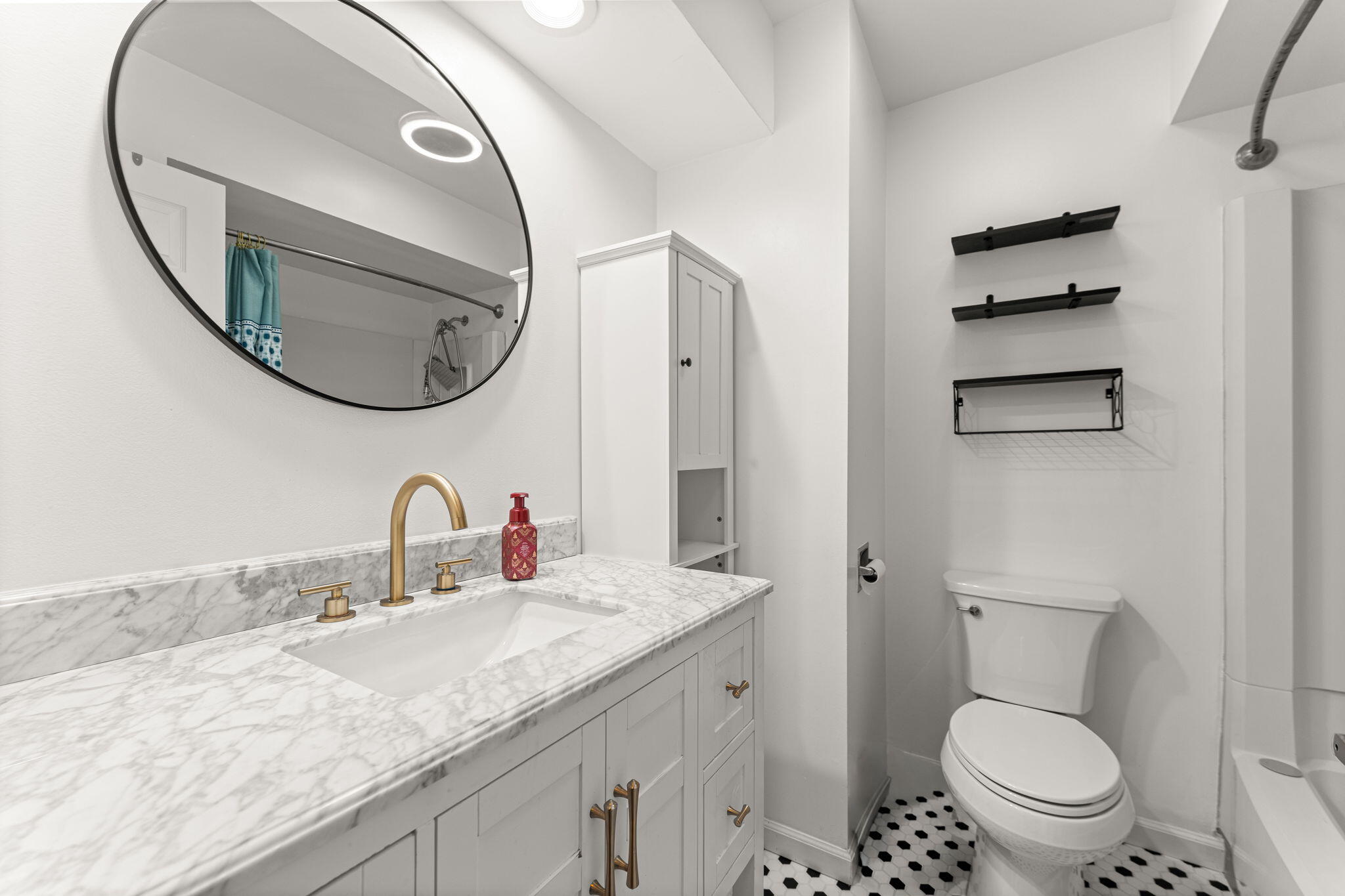 9138 Southmoor Avenue, Highland, IN 46322; Image #15