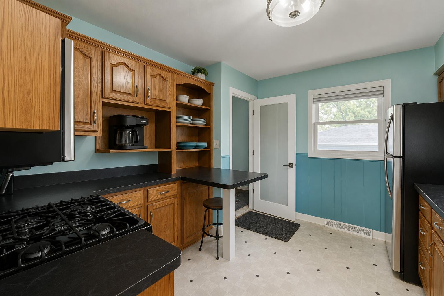 8050 Columbia Avenue, Munster, IN 46321; Image #12