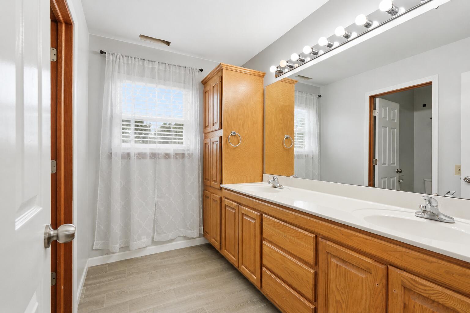 555 Lake Park Drive, Valparaiso, IN 46385; Image #19