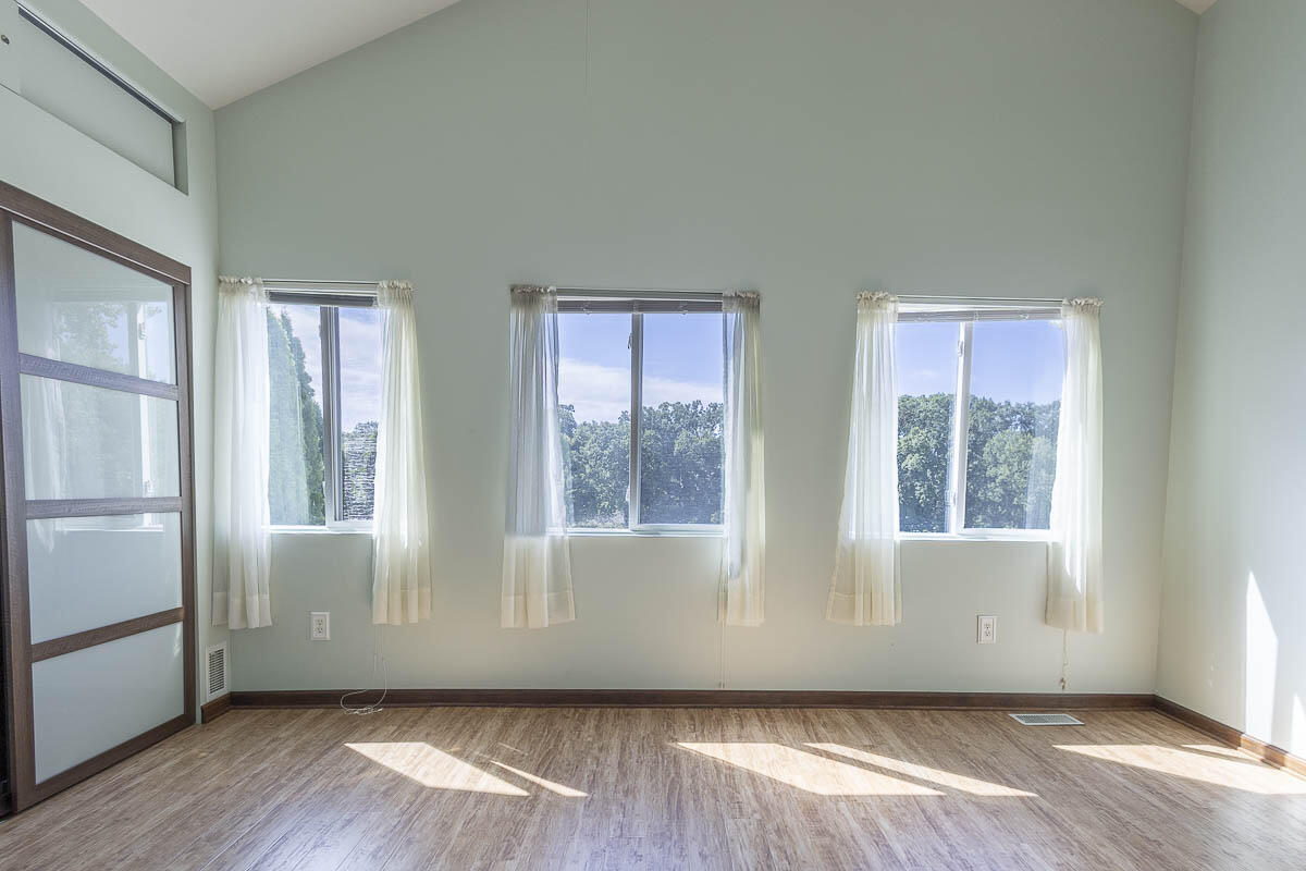 810 Woodland Terrace, Valparaiso, IN 46383; Image #17