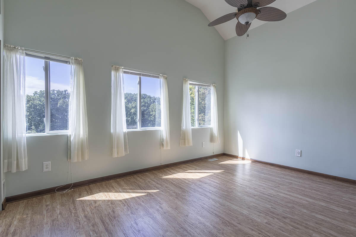 810 Woodland Terrace, Valparaiso, IN 46383; Image #18