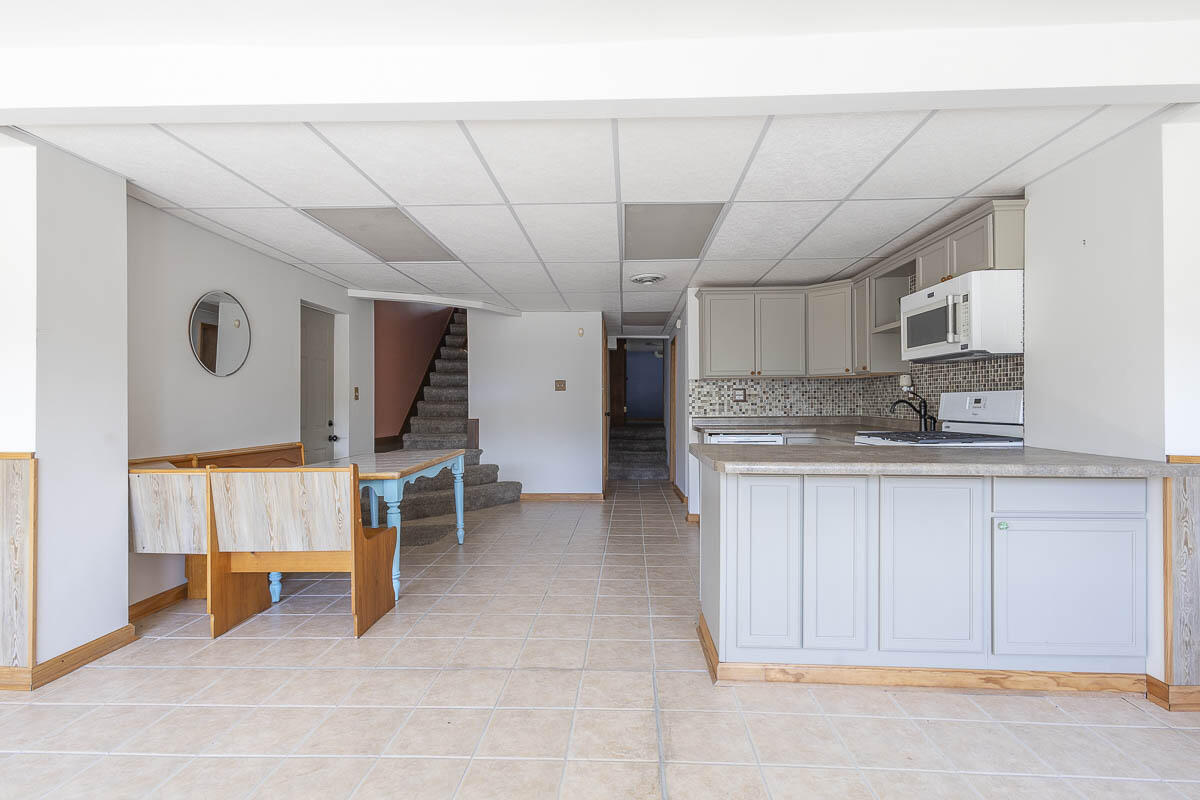810 Woodland Terrace, Valparaiso, IN 46383; Image #30