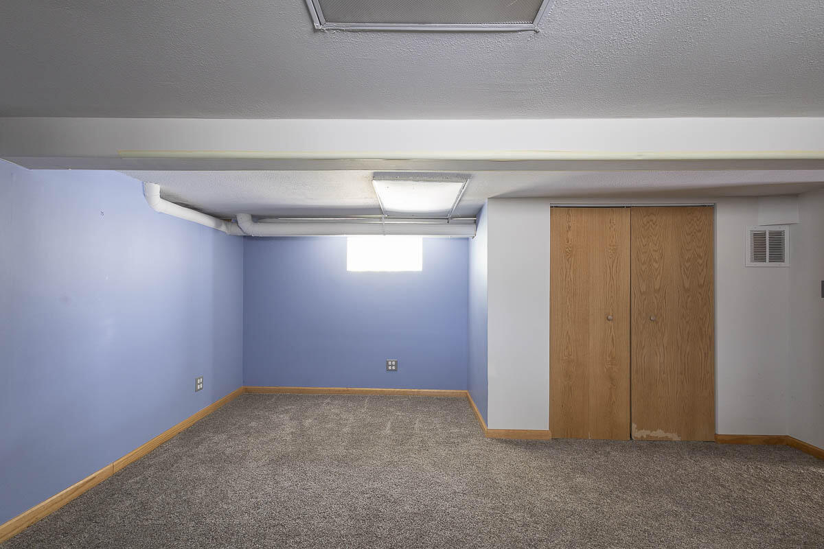 810 Woodland Terrace, Valparaiso, IN 46383; Image #35