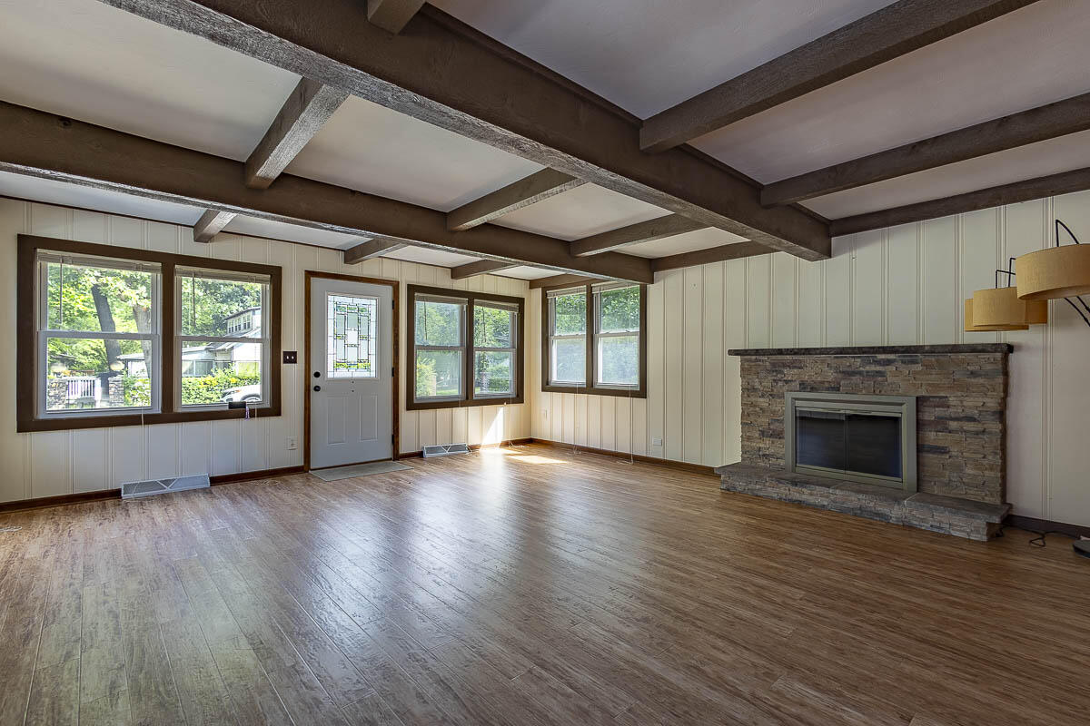 810 Woodland Terrace, Valparaiso, IN 46383; Image #6