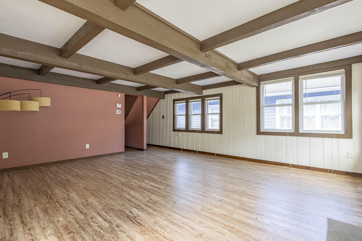 810 Woodland Terrace, Valparaiso, IN 46383; Image #7