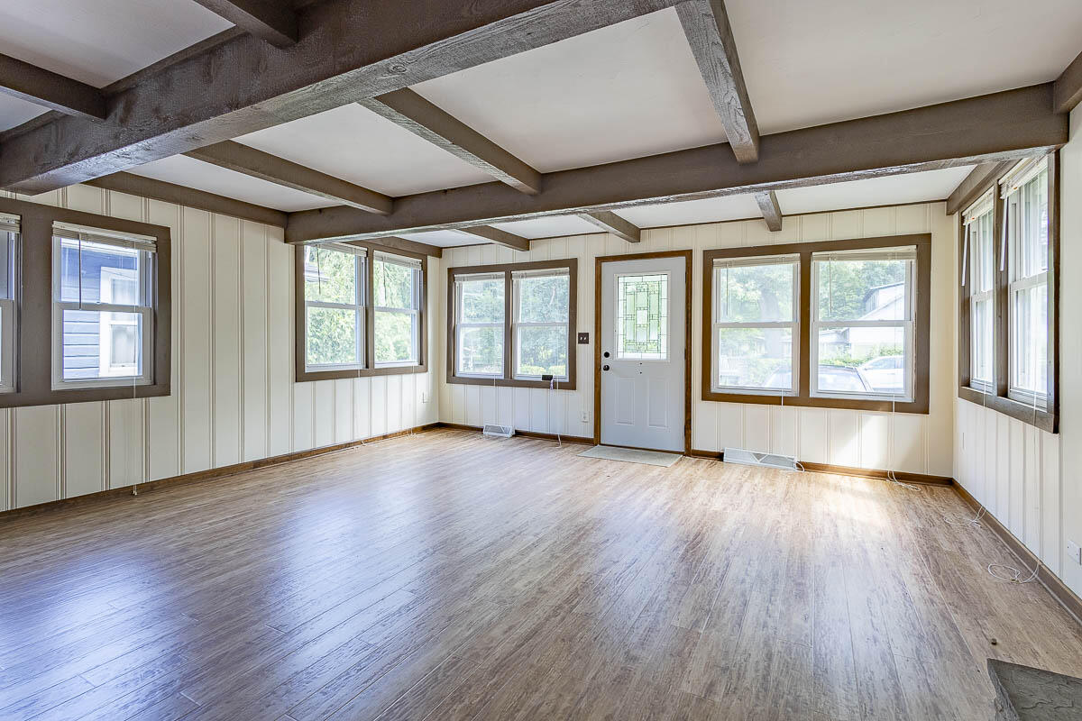 810 Woodland Terrace, Valparaiso, IN 46383; Image #8