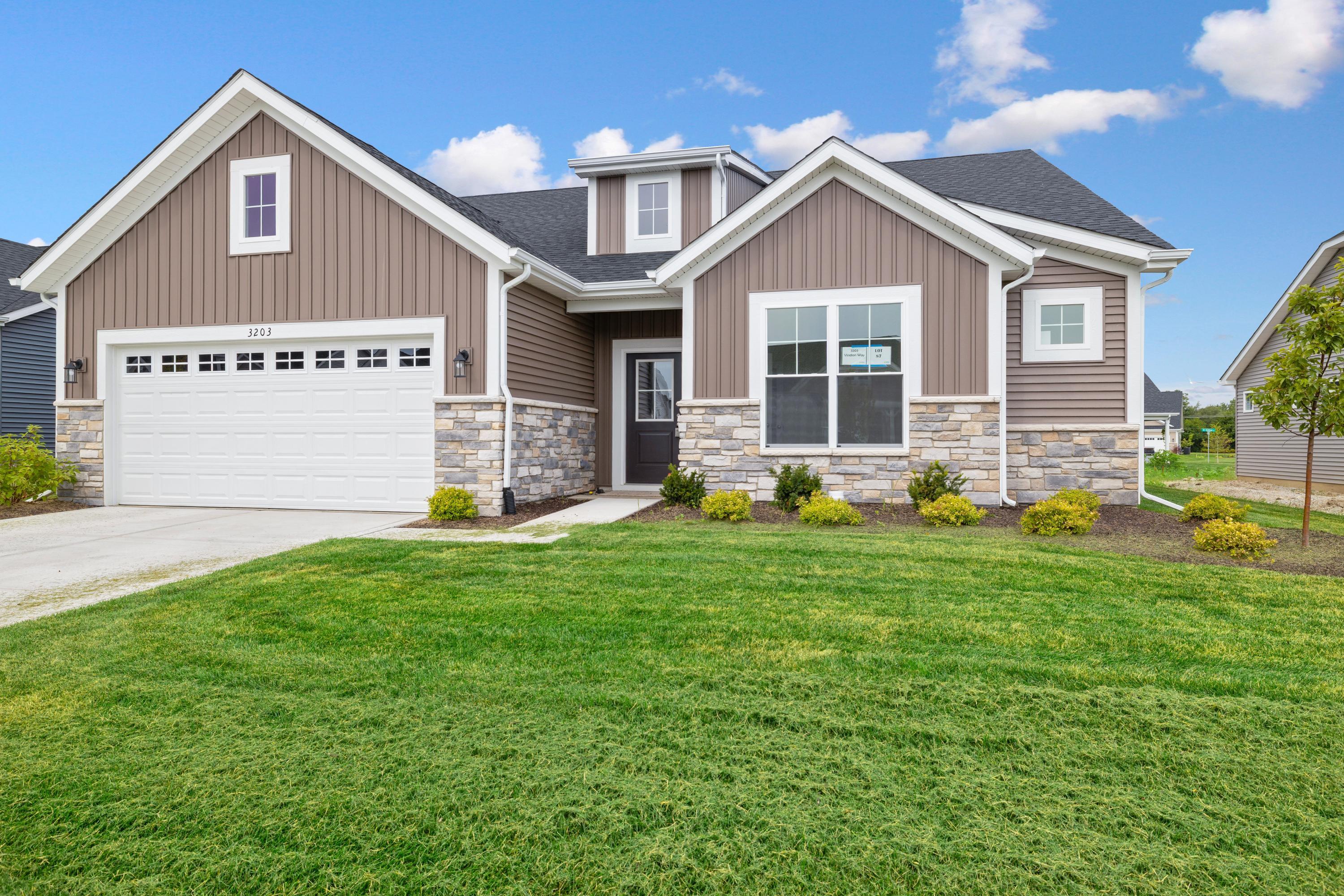 3203 Viridian Way, Valparaiso, IN 46385; Image #2