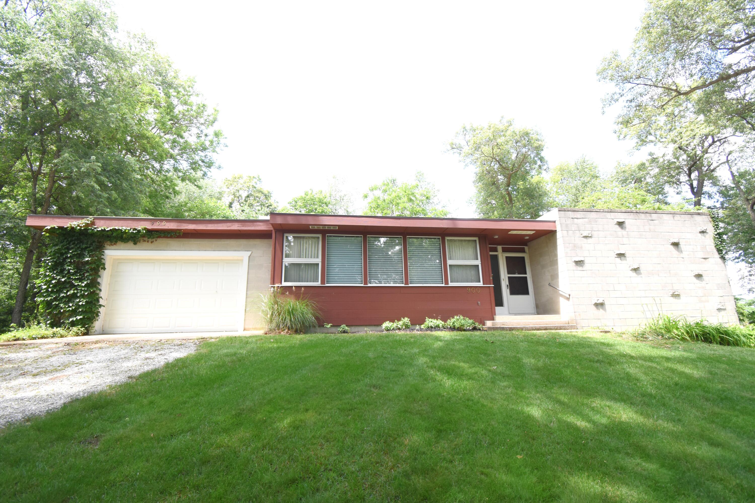 900 W Winding Road, Rensselaer, IN 47978; Image #2