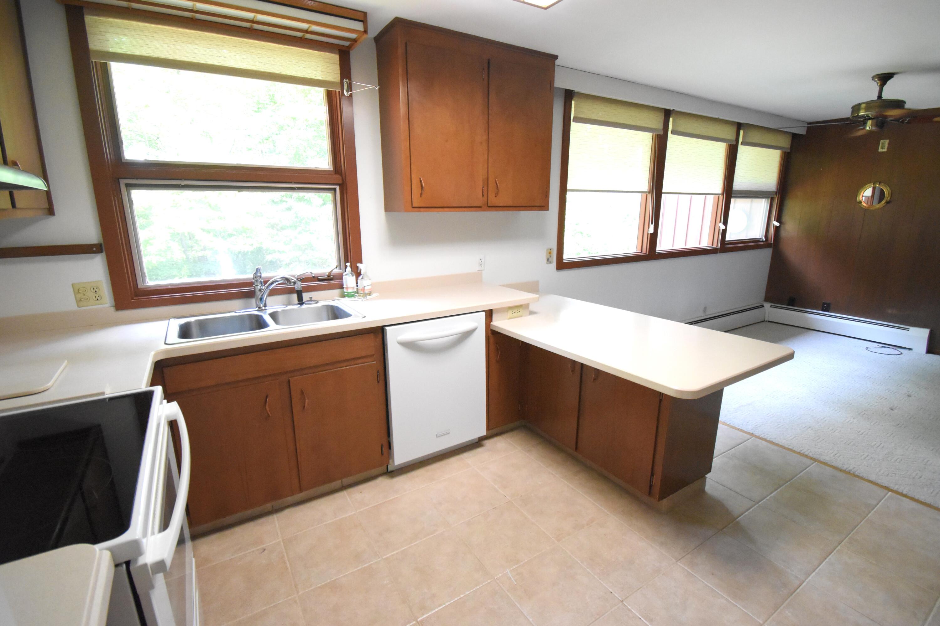 900 W Winding Road, Rensselaer, IN 47978; Image #32