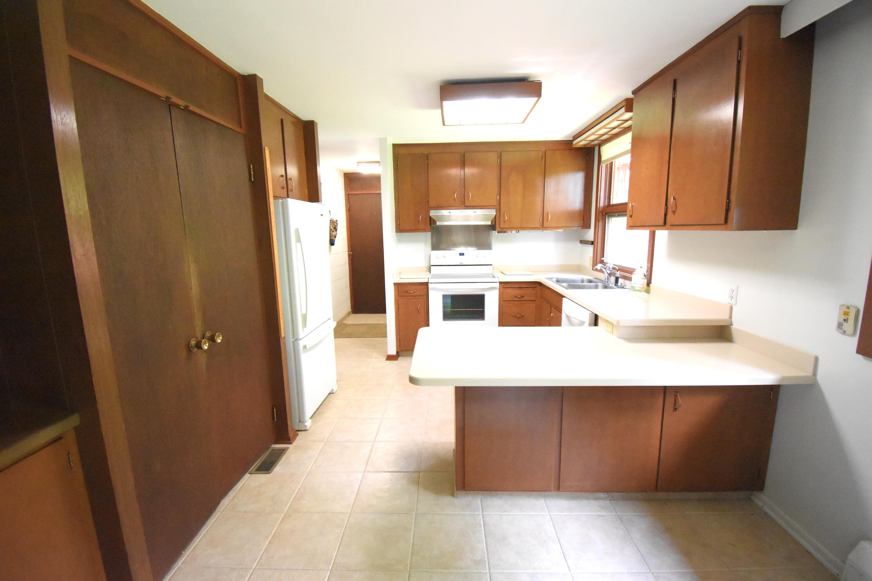 900 W Winding Road, Rensselaer, IN 47978; Image #36