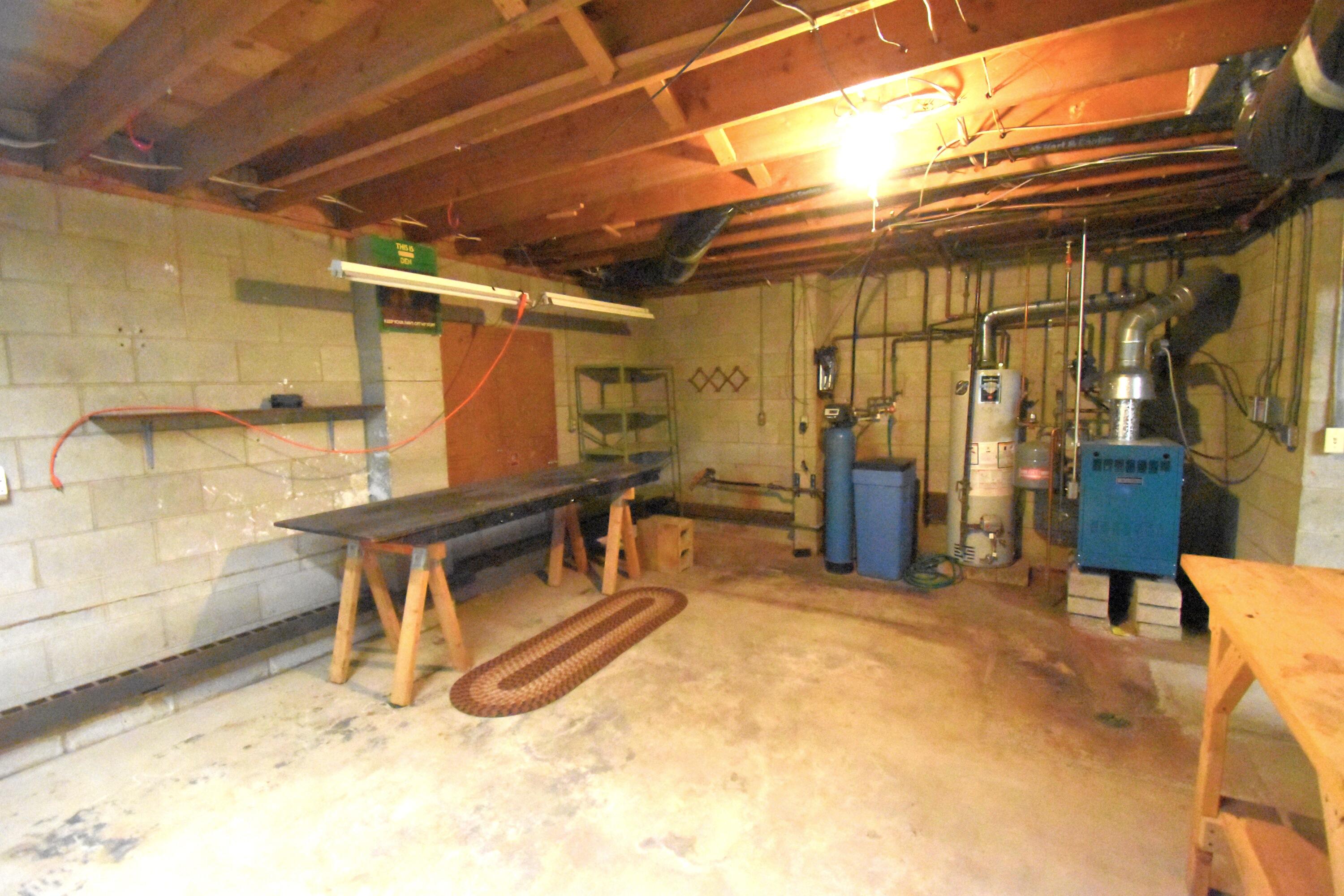 900 W Winding Road, Rensselaer, IN 47978; Image #56