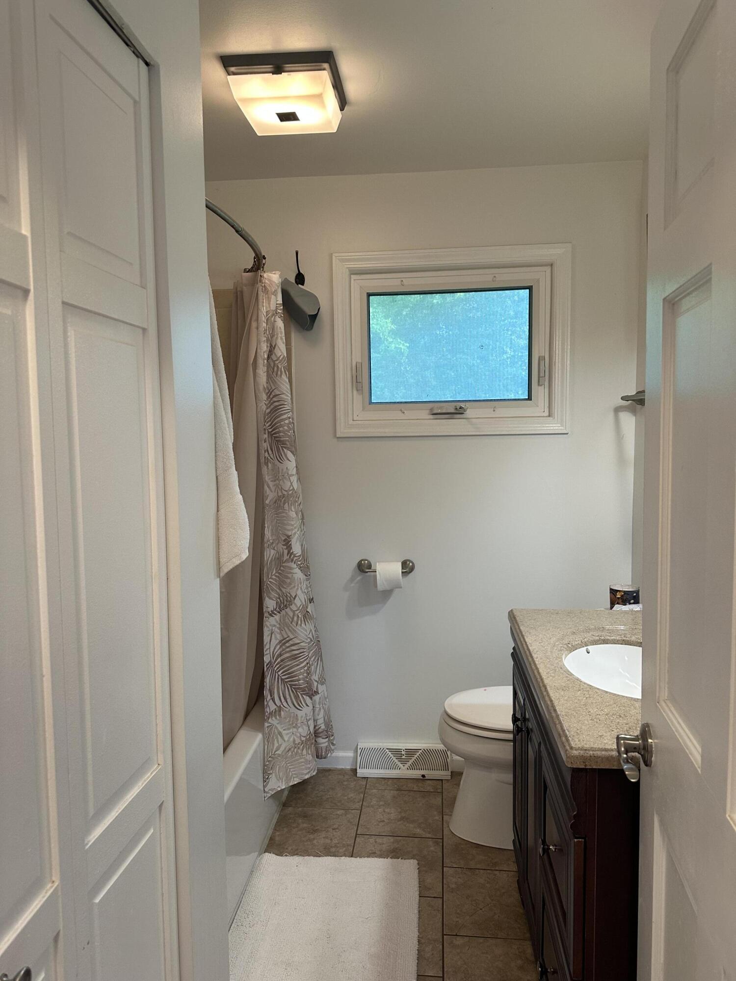 3422 E 74th Avenue, Merrillville, IN 46410; Image #21