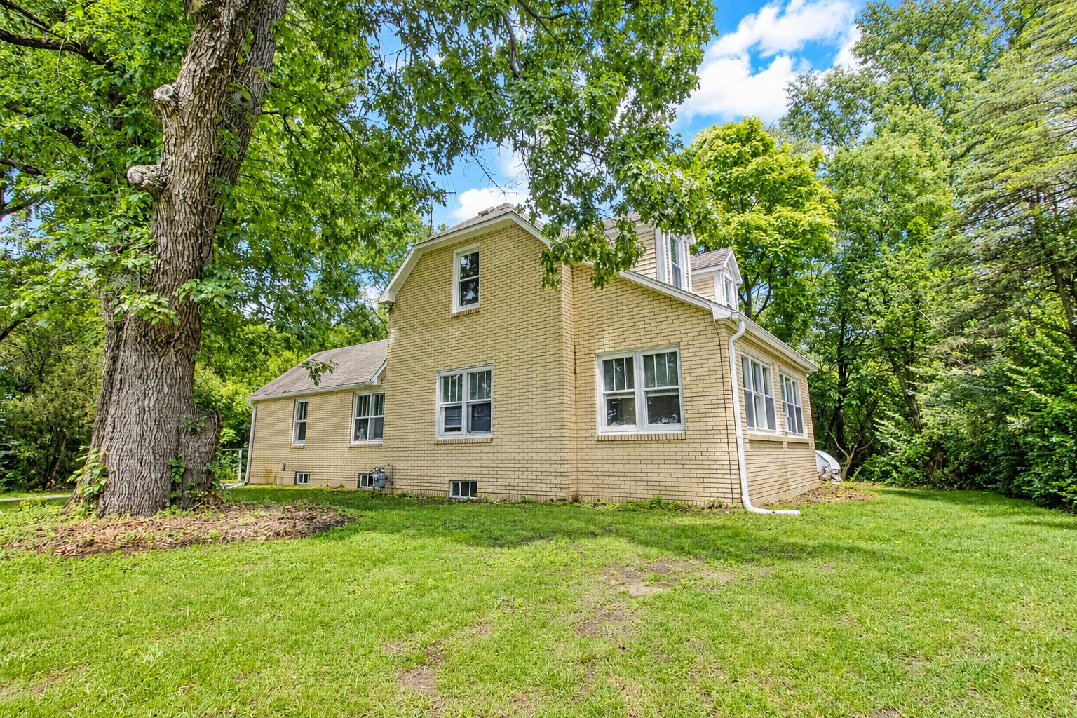 2020 E State Road 10, Knox, IN 46534; Image #15