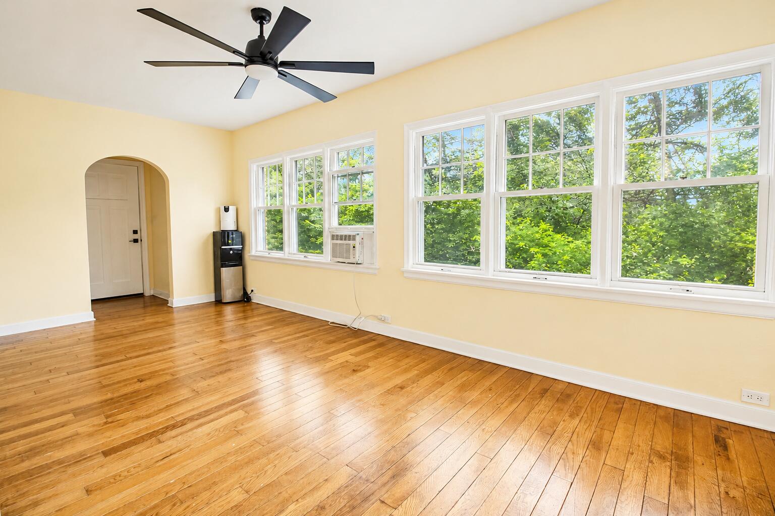 2020 E State Road 10, Knox, IN 46534; Image #4