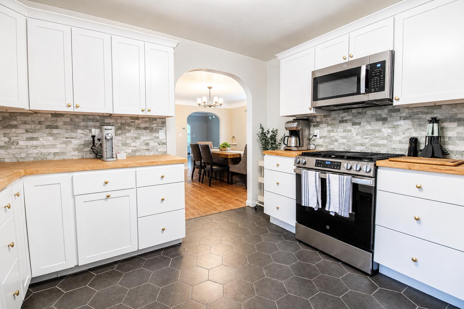 2020 E State Road 10, Knox, IN 46534; Image #5