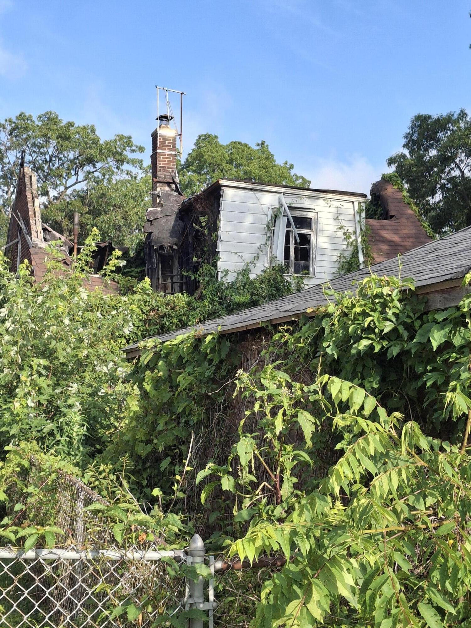 4539 S Buchanan Street, Gary, IN 46408; Image #5