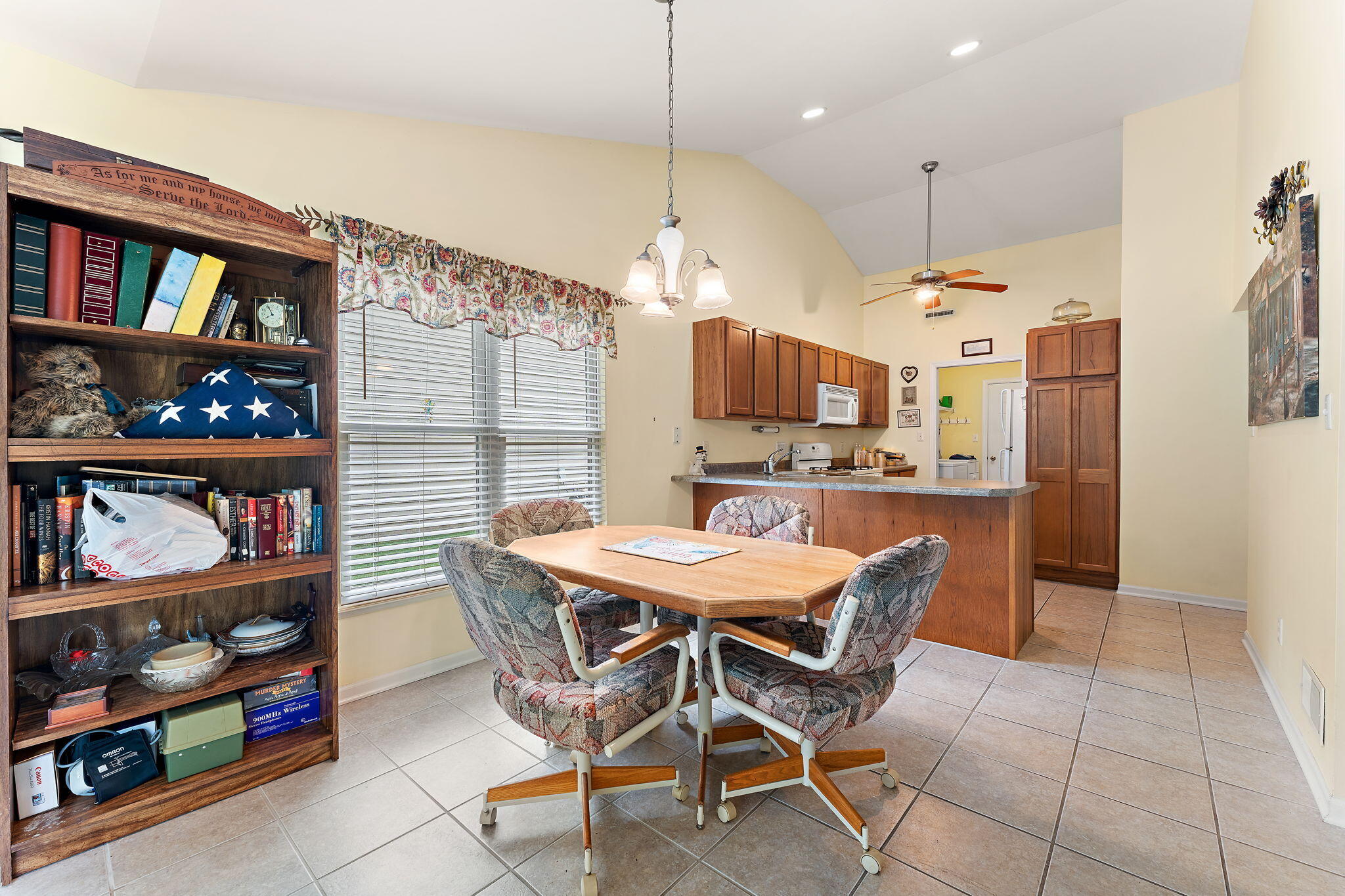 1138 Cherrywood Lane, Schererville, IN 46375; Image #4