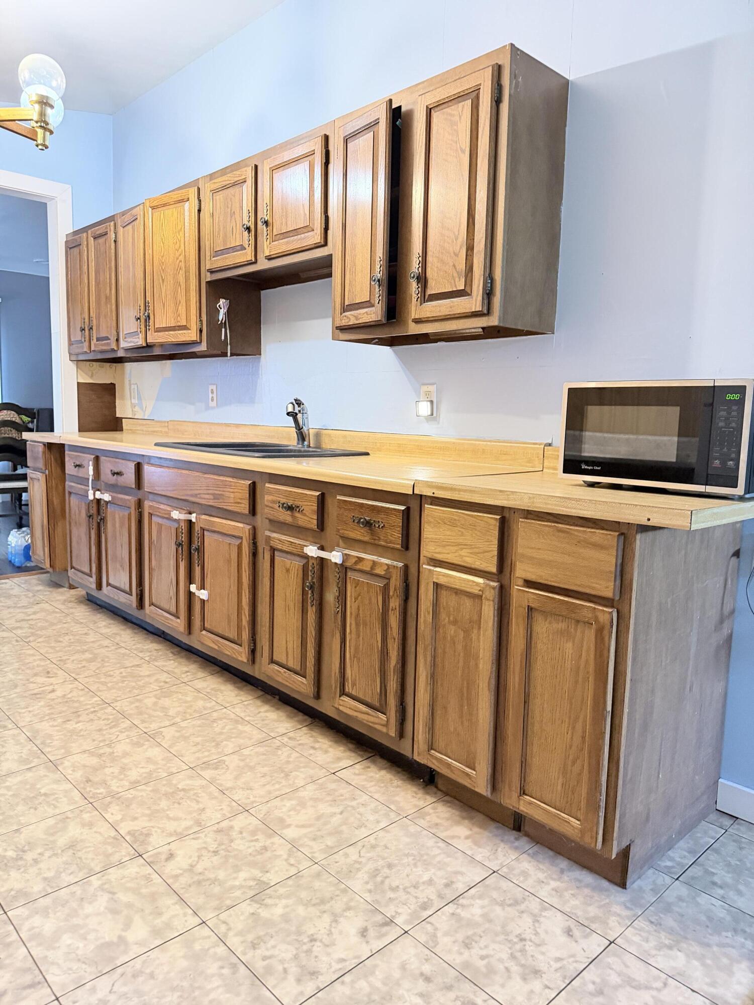 1401 Fairlane Drive, Valparaiso, IN 46383; Image #10