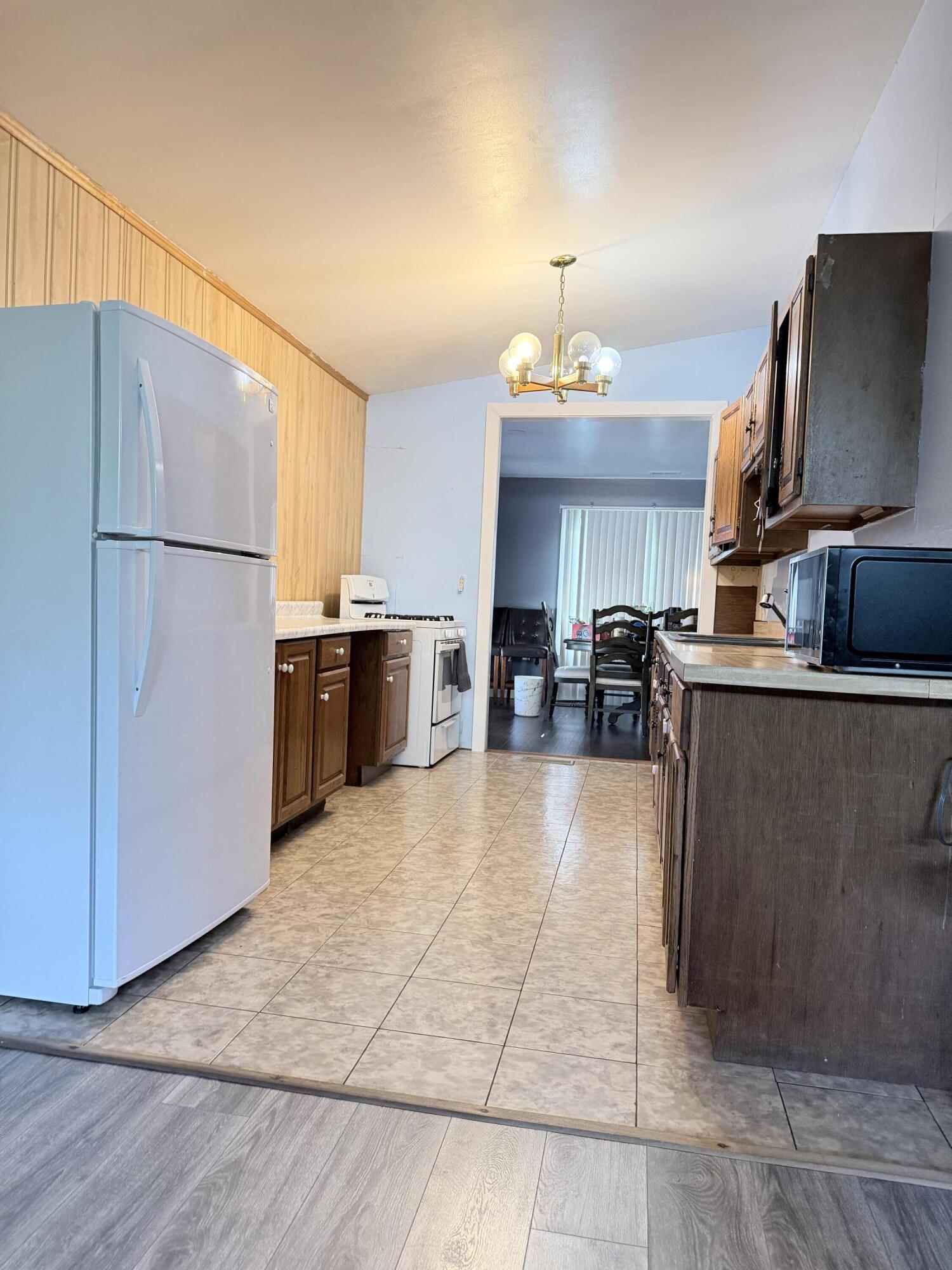 1401 Fairlane Drive, Valparaiso, IN 46383; Image #7