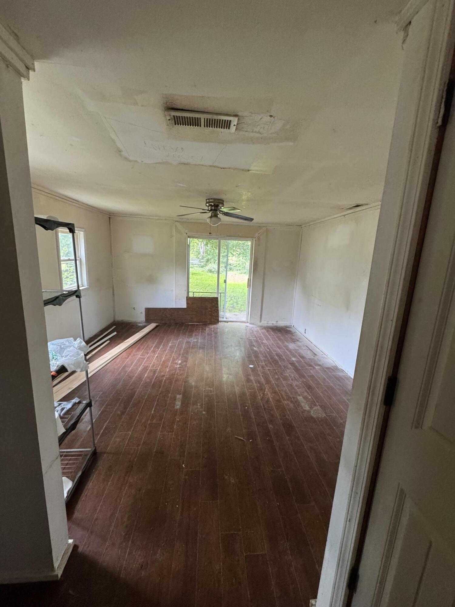 260 N Ohio Street, Hobart, IN 46342; Image #3