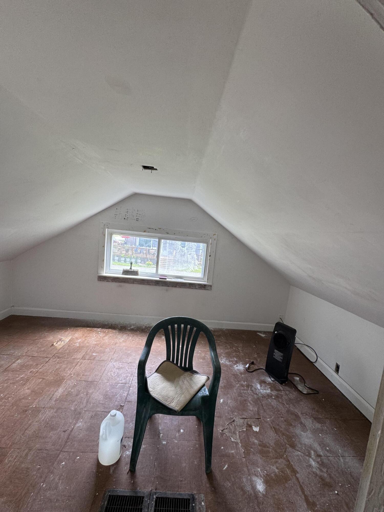 260 N Ohio Street, Hobart, IN 46342; Image #6