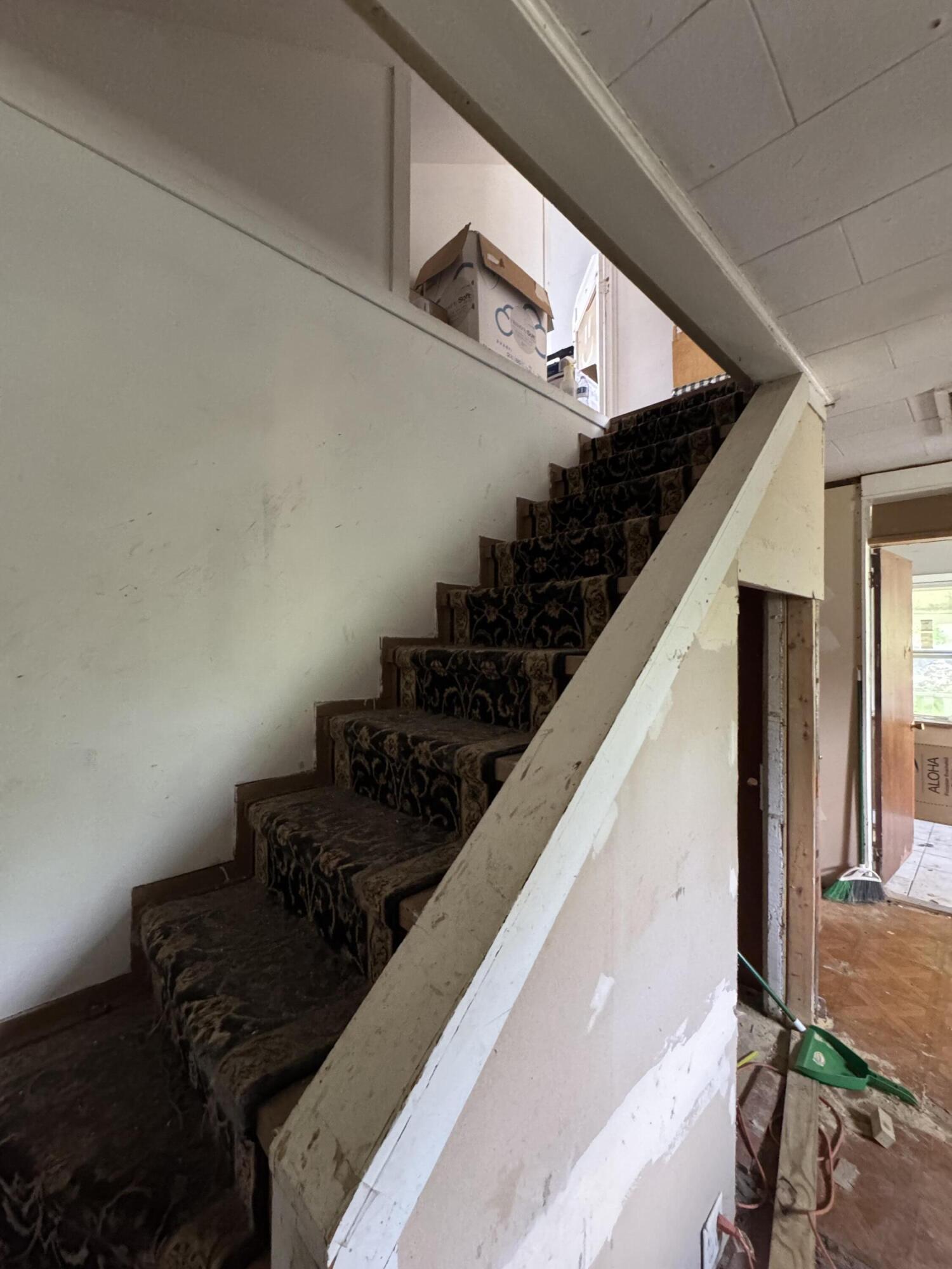 260 N Ohio Street, Hobart, IN 46342; Image #8