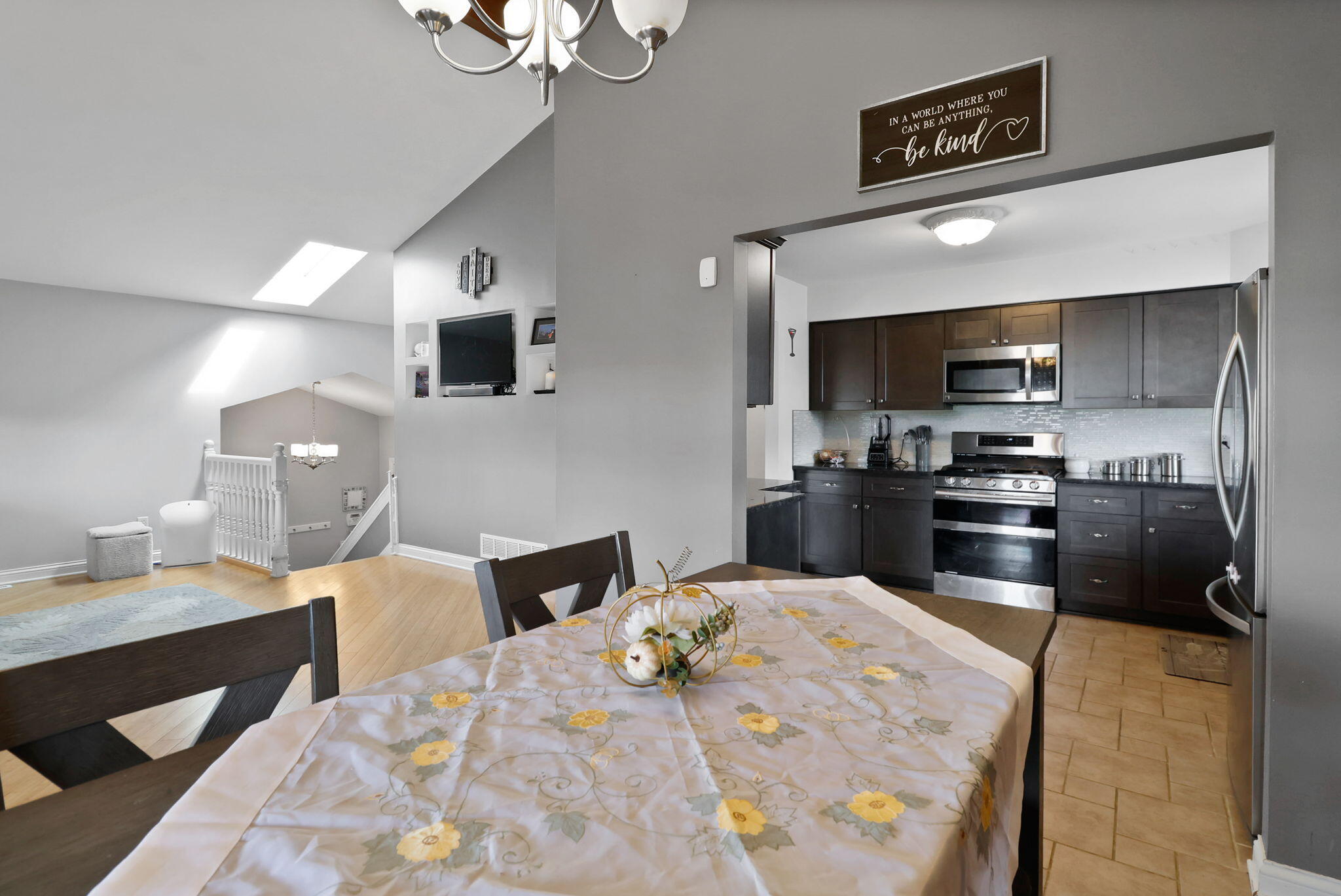 361 Sandwood Court, Valparaiso, IN 46383; Image #12
