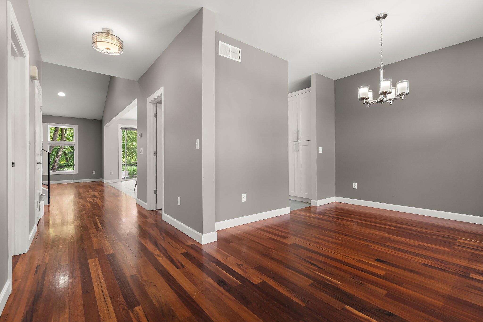 961 Monterey Drive, Chesterton, IN 46304; Image #3