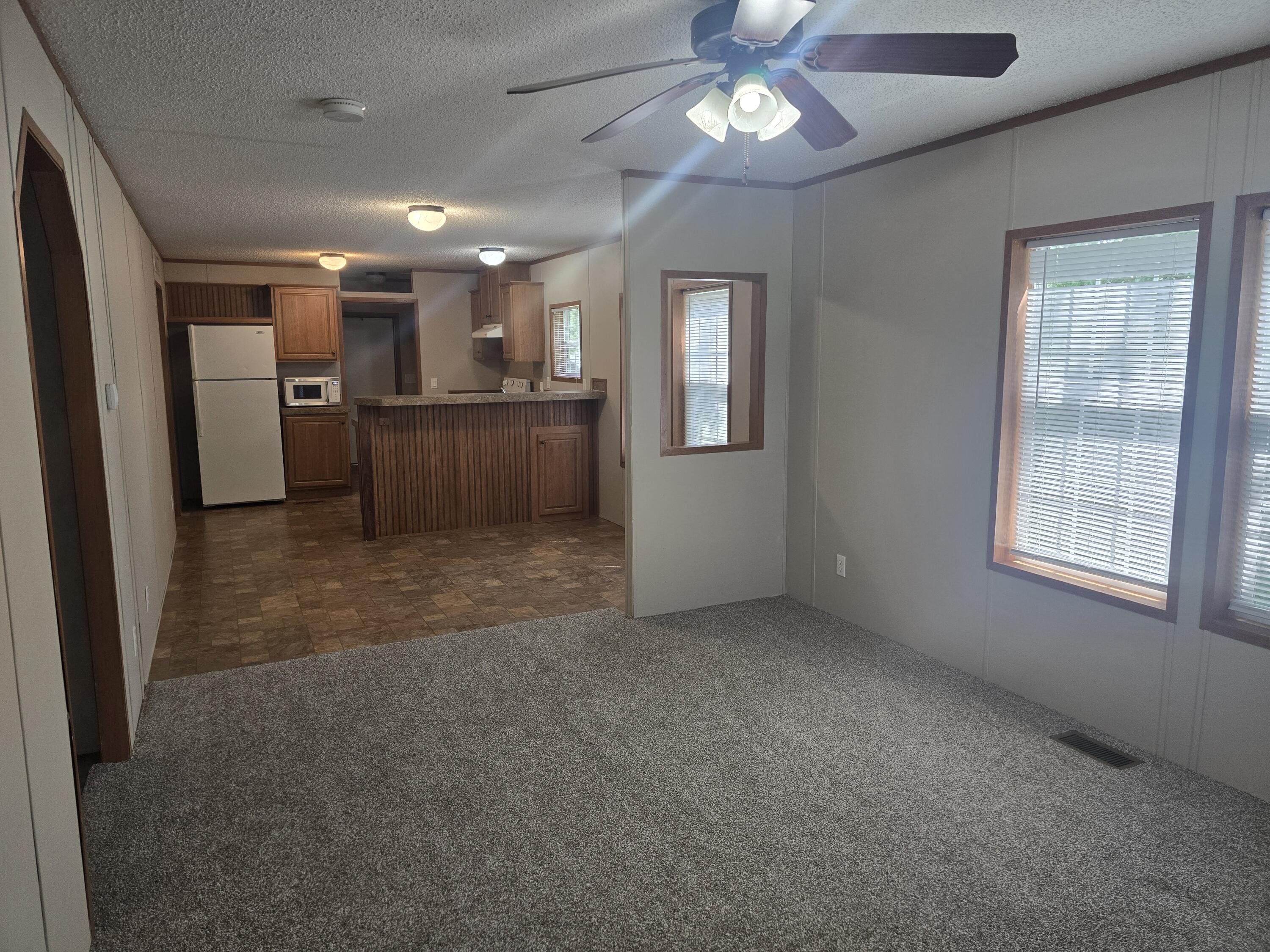 205 W Mcalpin Street, Hebron, IN 46341; Image #5