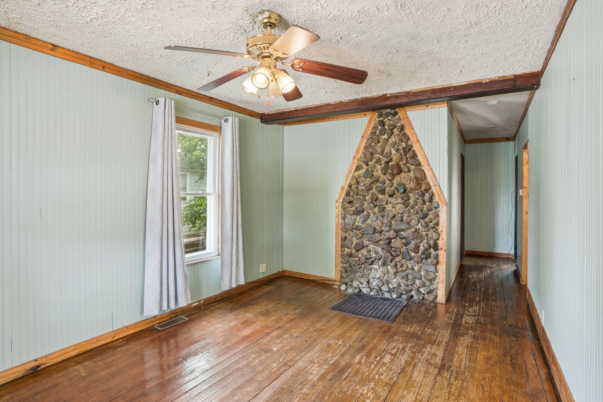 650 Water Street, Hobart, IN 46342; Image #12