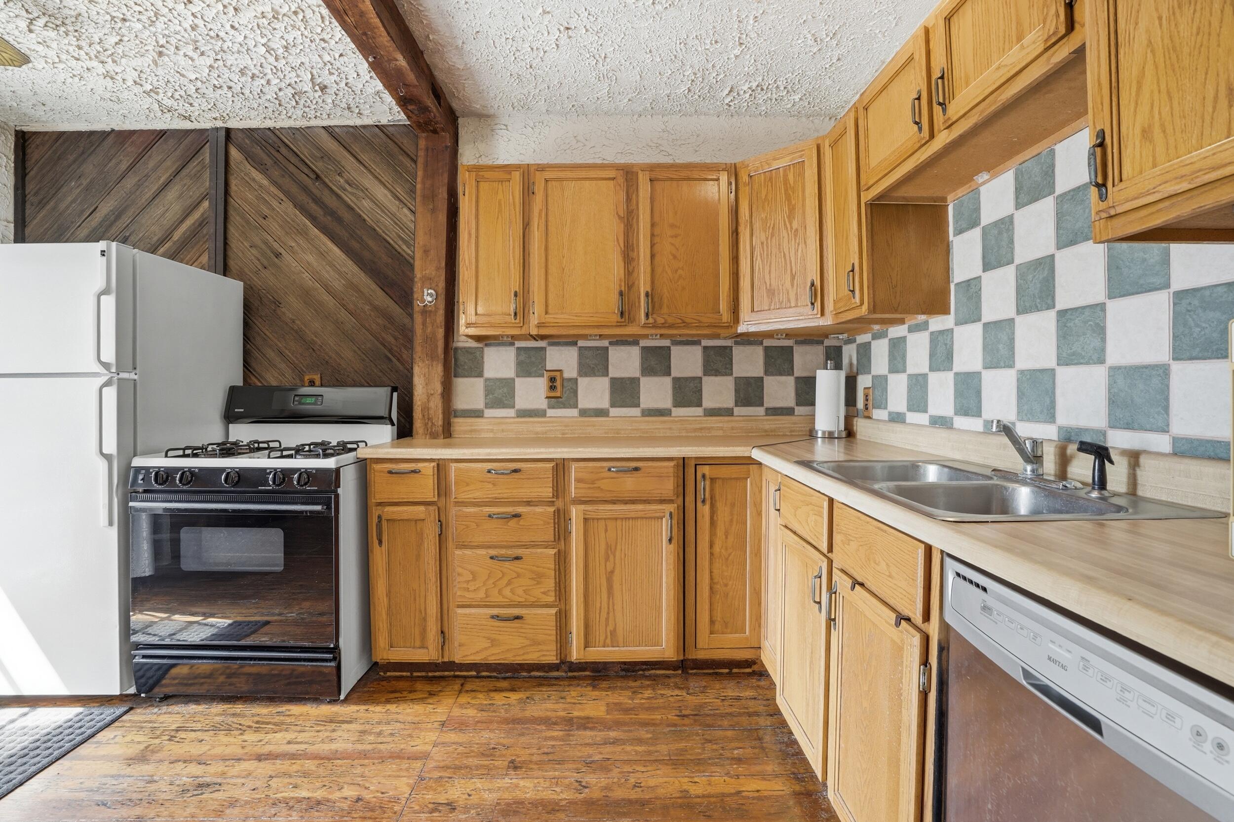 650 Water Street, Hobart, IN 46342; Image #14