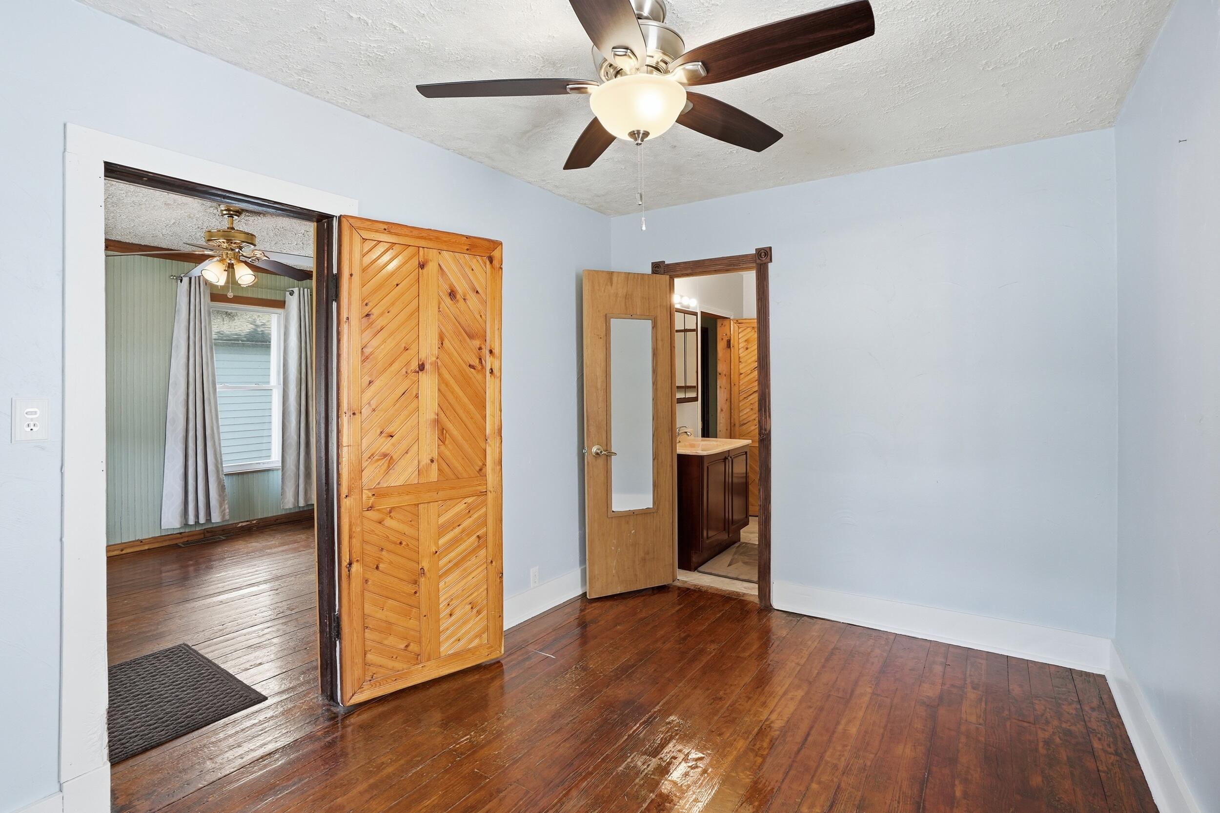 650 Water Street, Hobart, IN 46342; Image #20