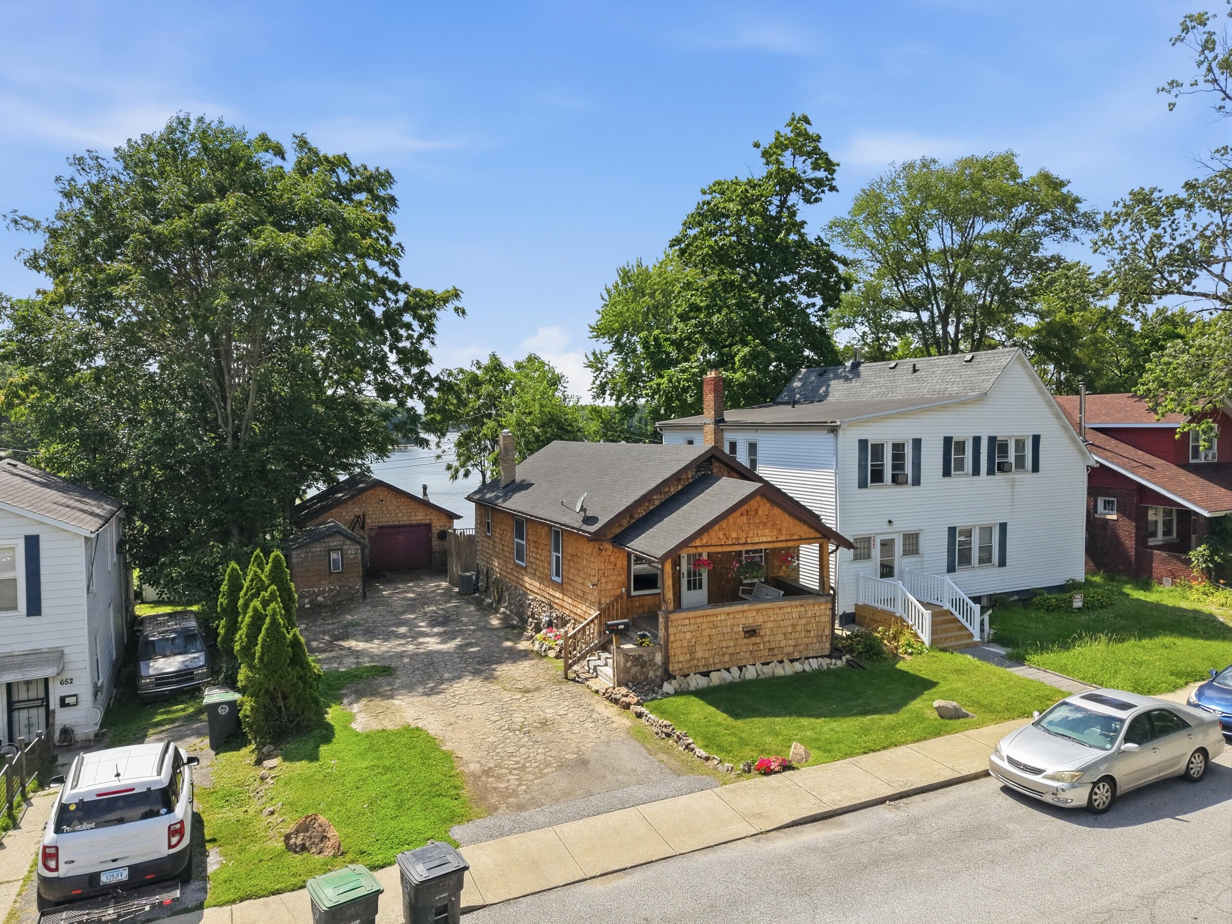 650 Water Street, Hobart, IN 46342; Image #3