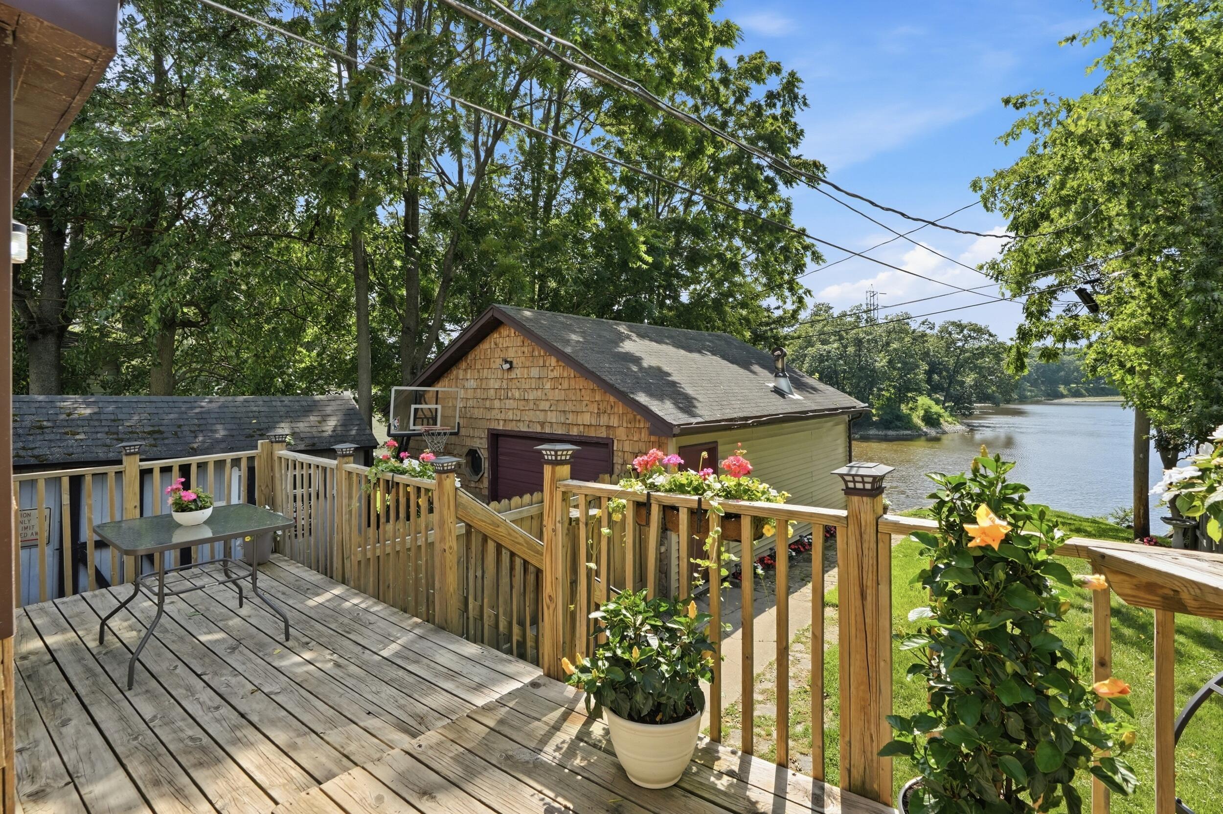 650 Water Street, Hobart, IN 46342; Image #4
