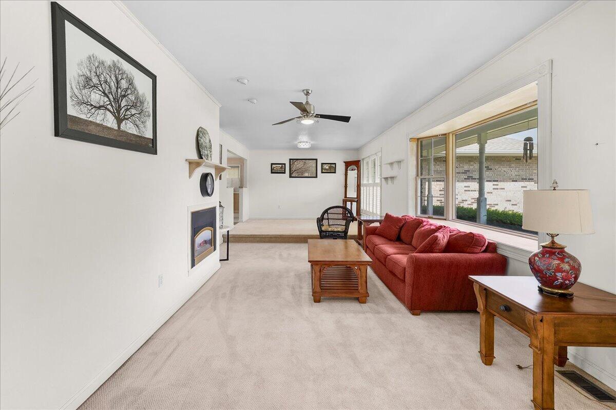 425 Rolling Meadow Drive, Valparaiso, IN 46385; Image #4