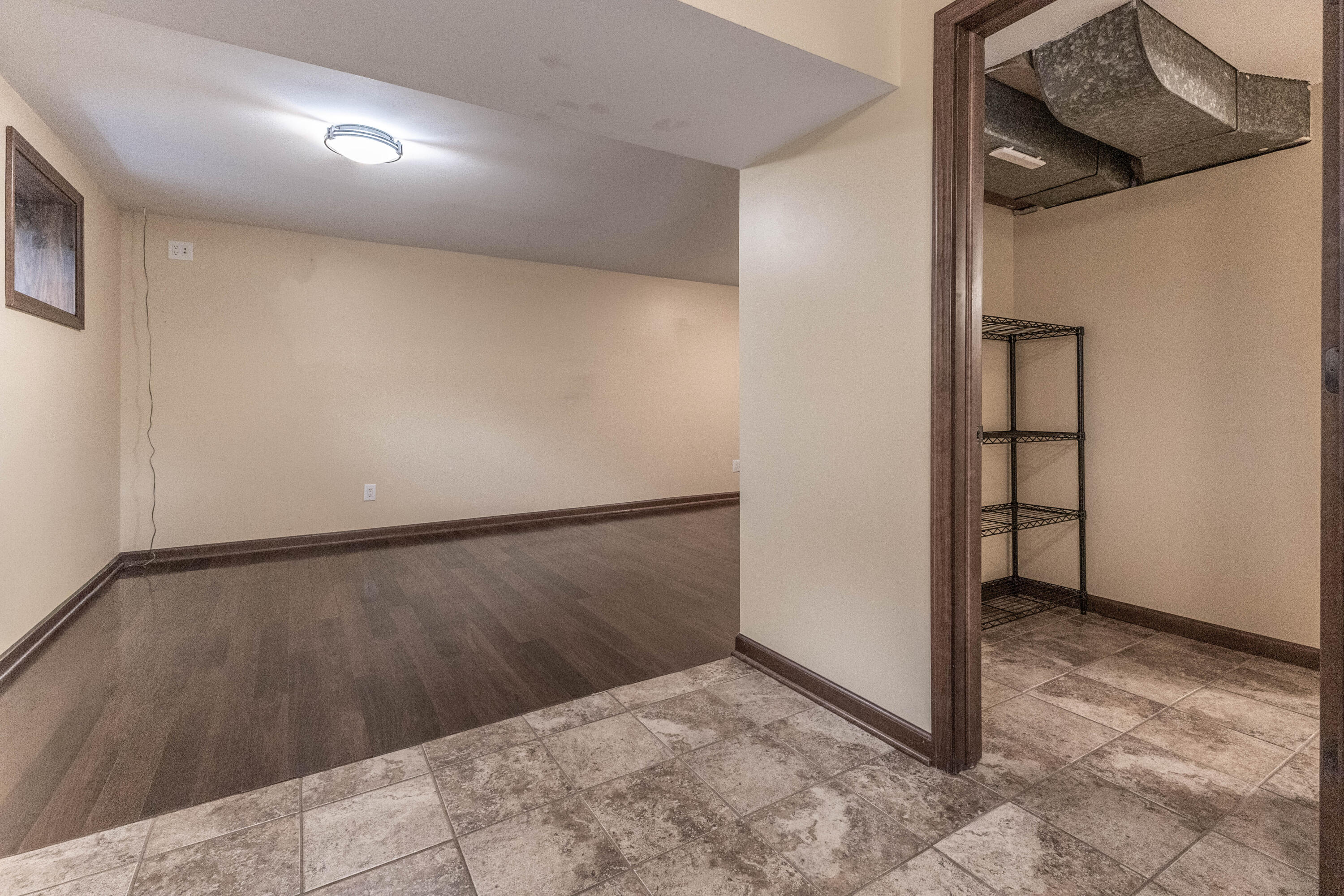 8223 Maple Avenue, Gary, IN 46403; Image #31