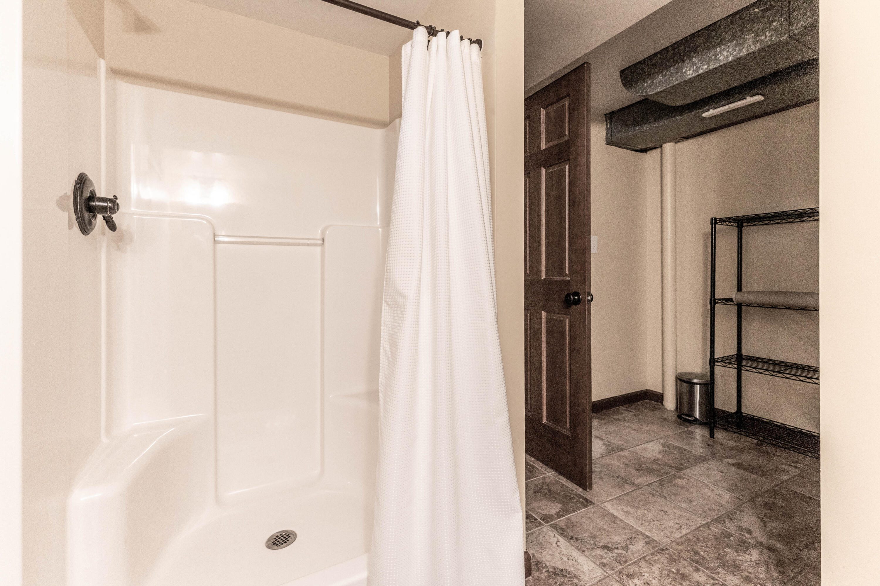8223 Maple Avenue, Gary, IN 46403; Image #34