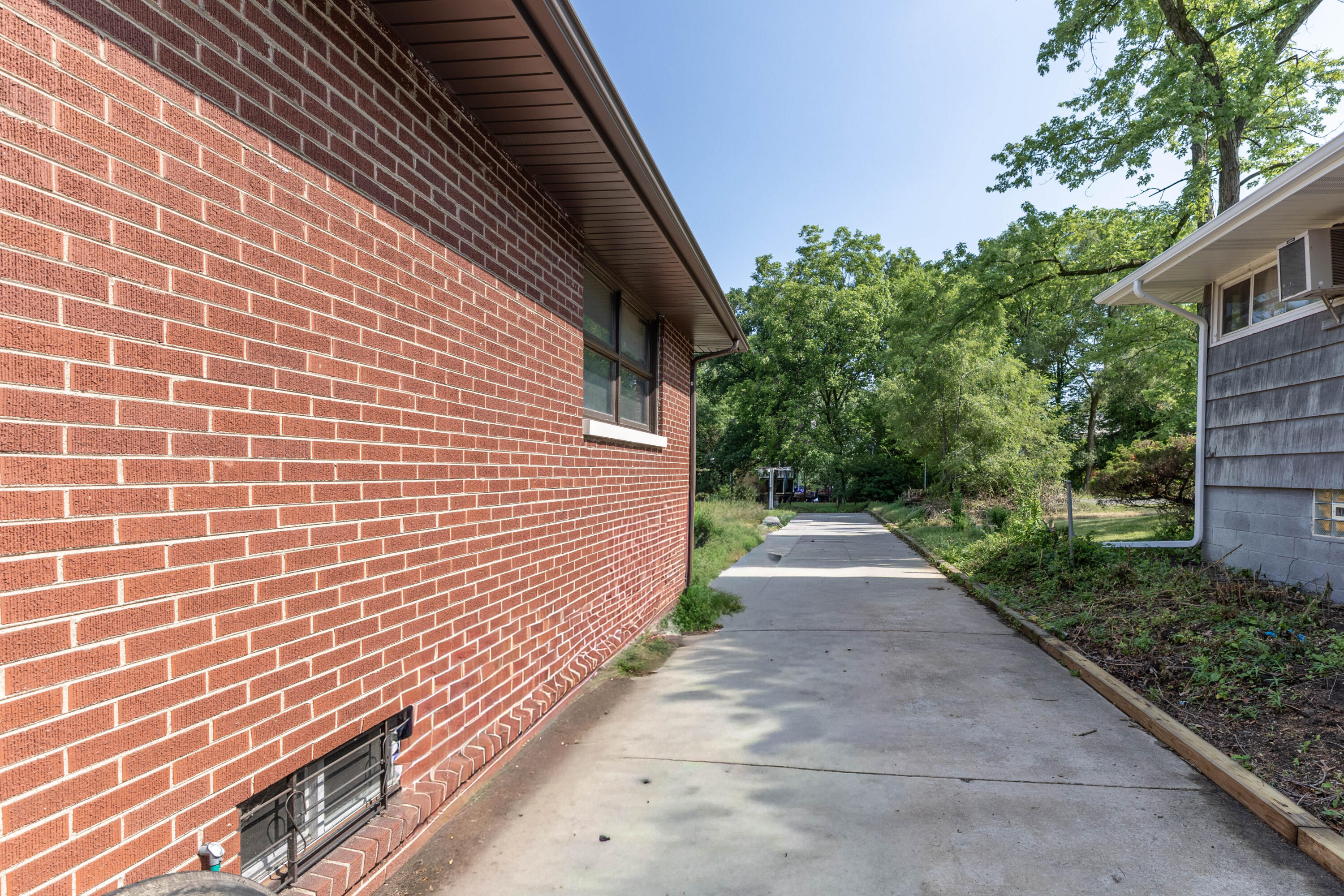 8223 Maple Avenue, Gary, IN 46403; Image #48