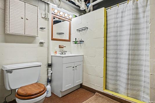 222 W Michigan Street, New Carlisle, IN 46552; Image #22