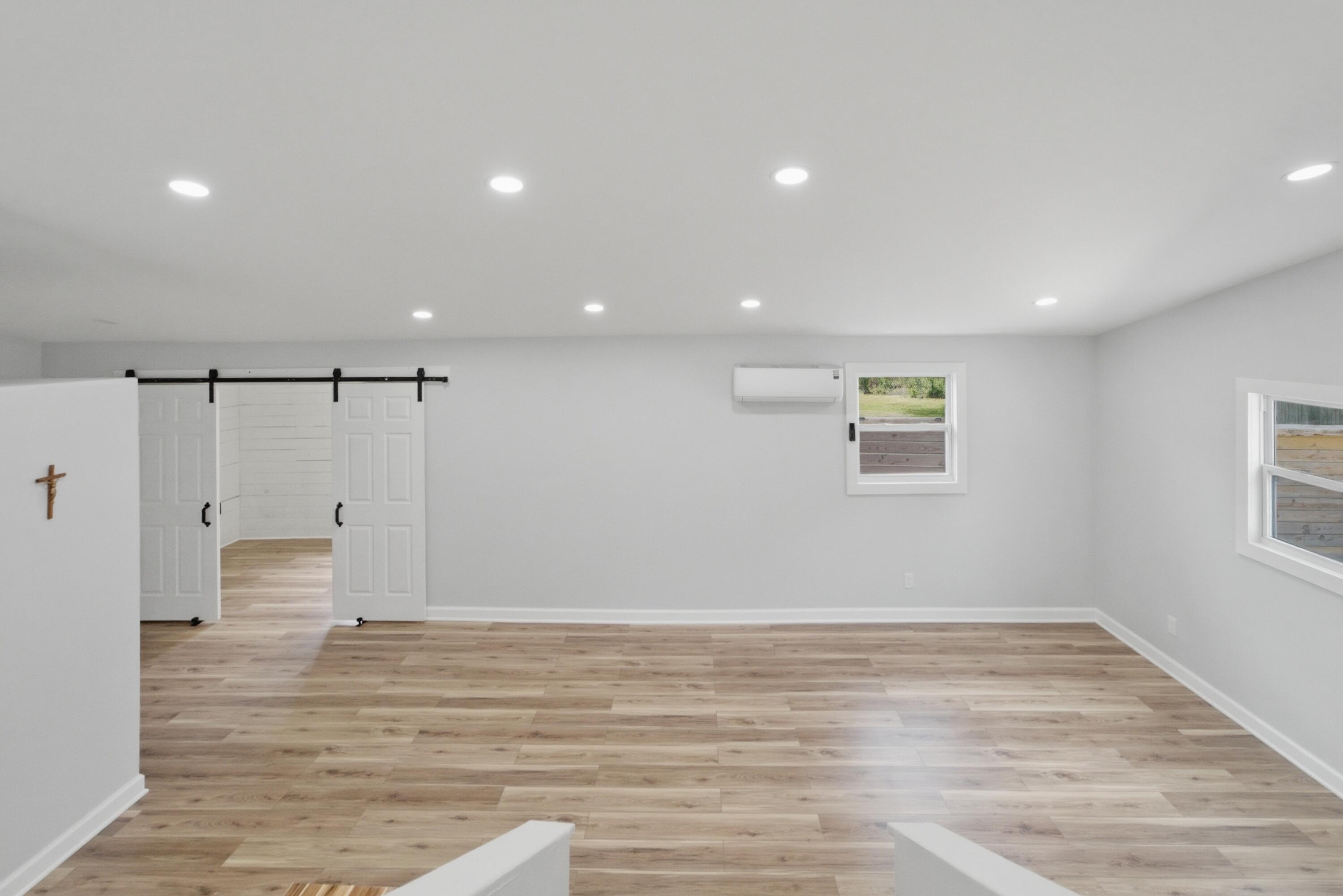 10302 N 493 E, DeMotte, IN 46310; Image #15
