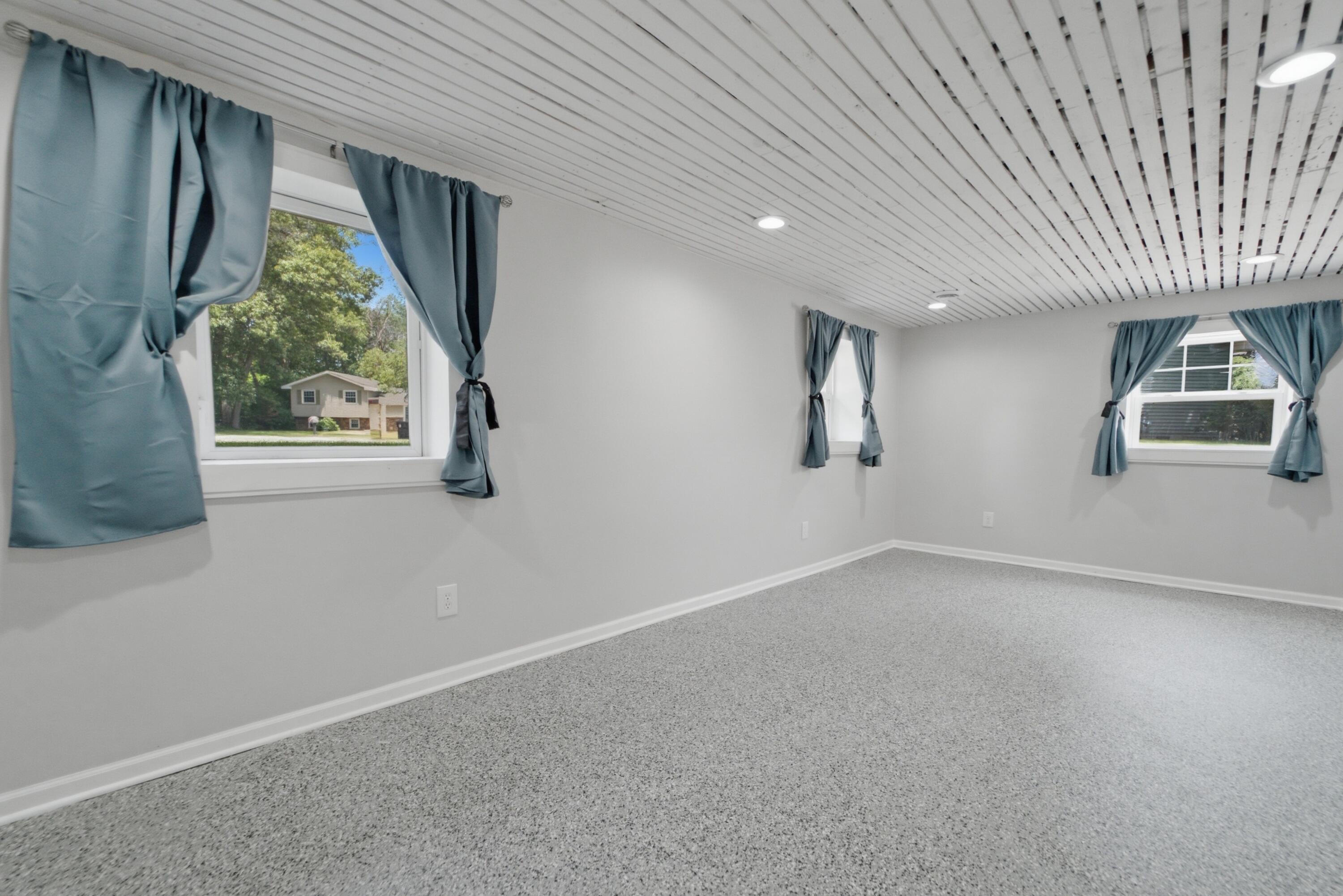 10302 N 493 E, DeMotte, IN 46310; Image #28