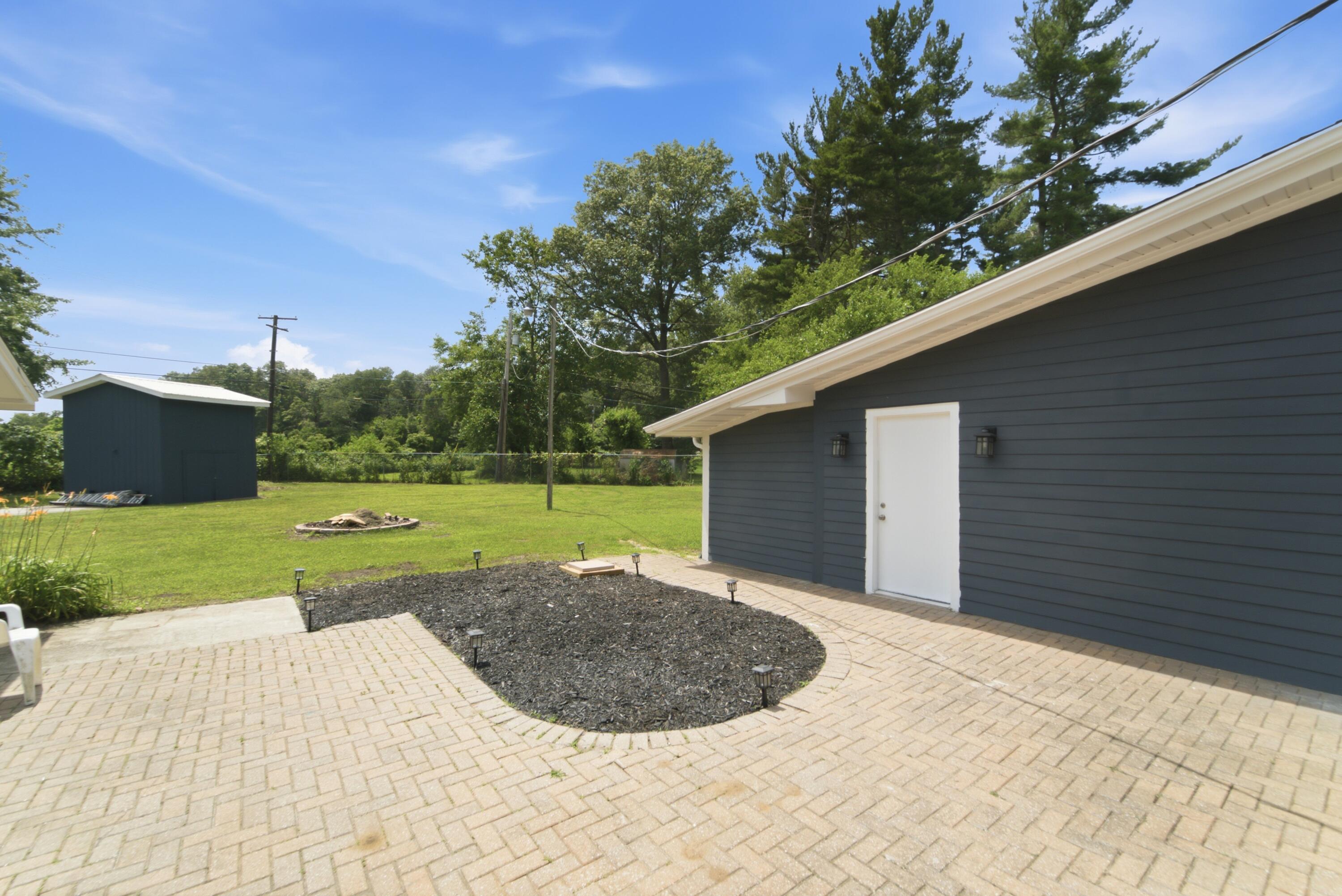 10302 N 493 E, DeMotte, IN 46310; Image #33