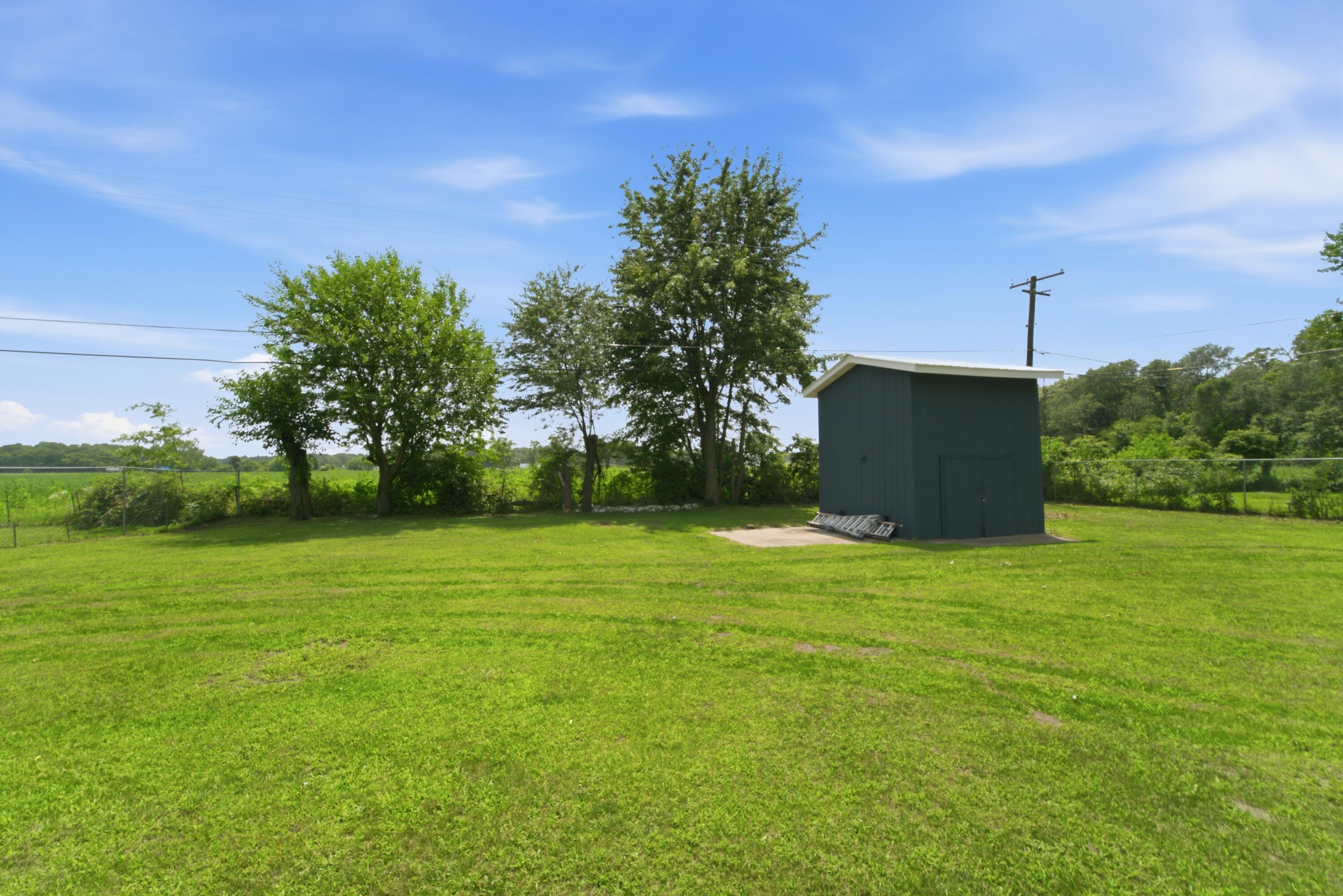 10302 N 493 E, DeMotte, IN 46310; Image #34