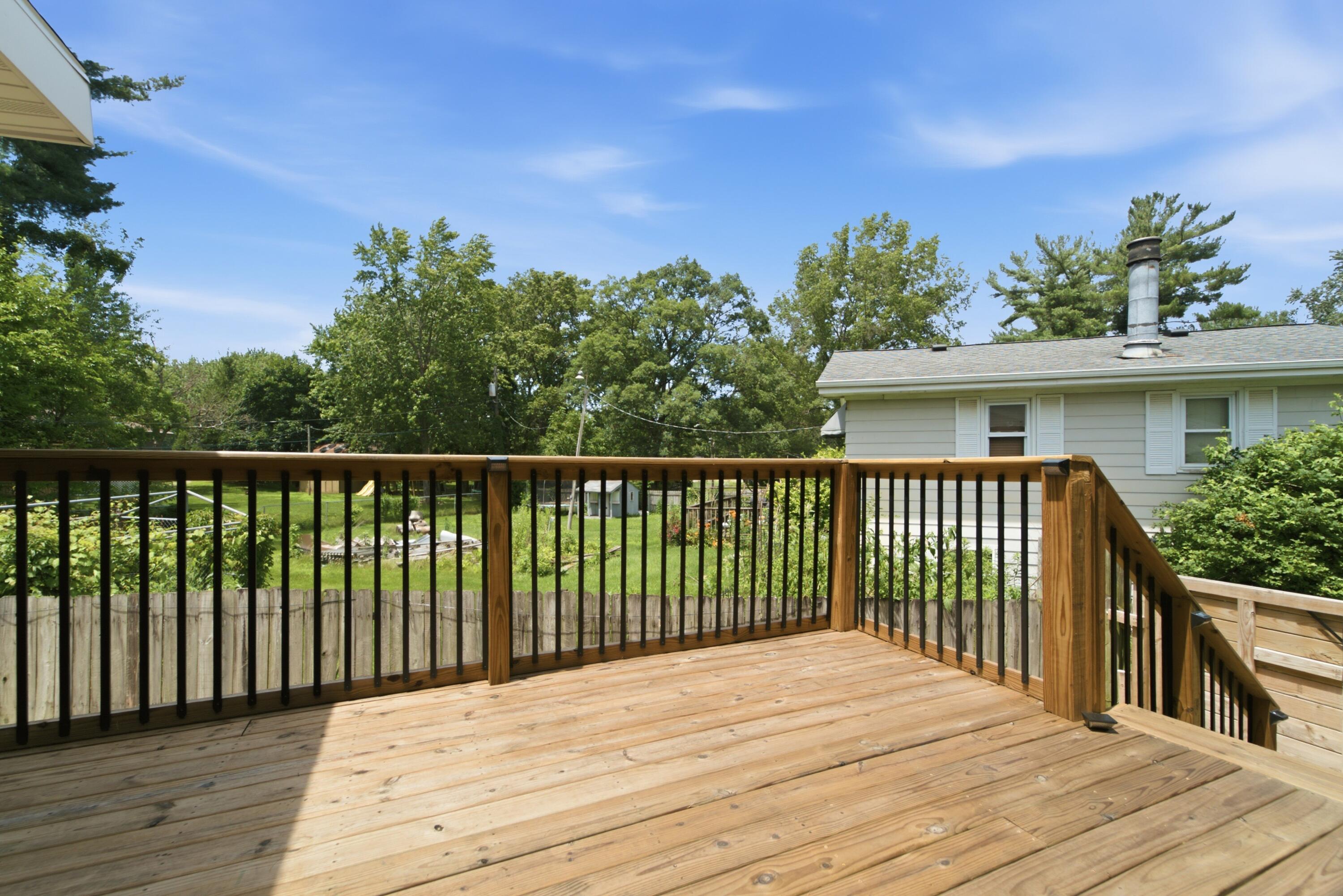 10302 N 493 E, DeMotte, IN 46310; Image #4