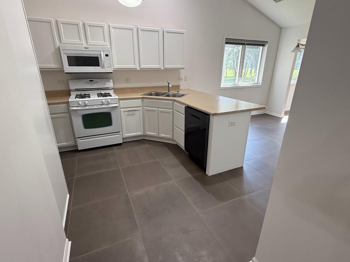 6418 Grosbeak Court, Hobart, IN 46342; Image #6