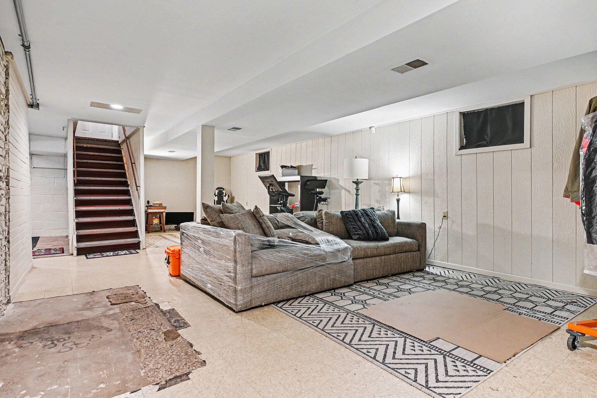 669 Waverly Road, La Porte, IN 46350; Image #17